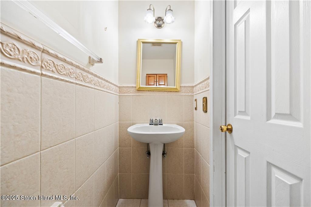 267 Graves Street, Staten Island, NY, 10314 image 8