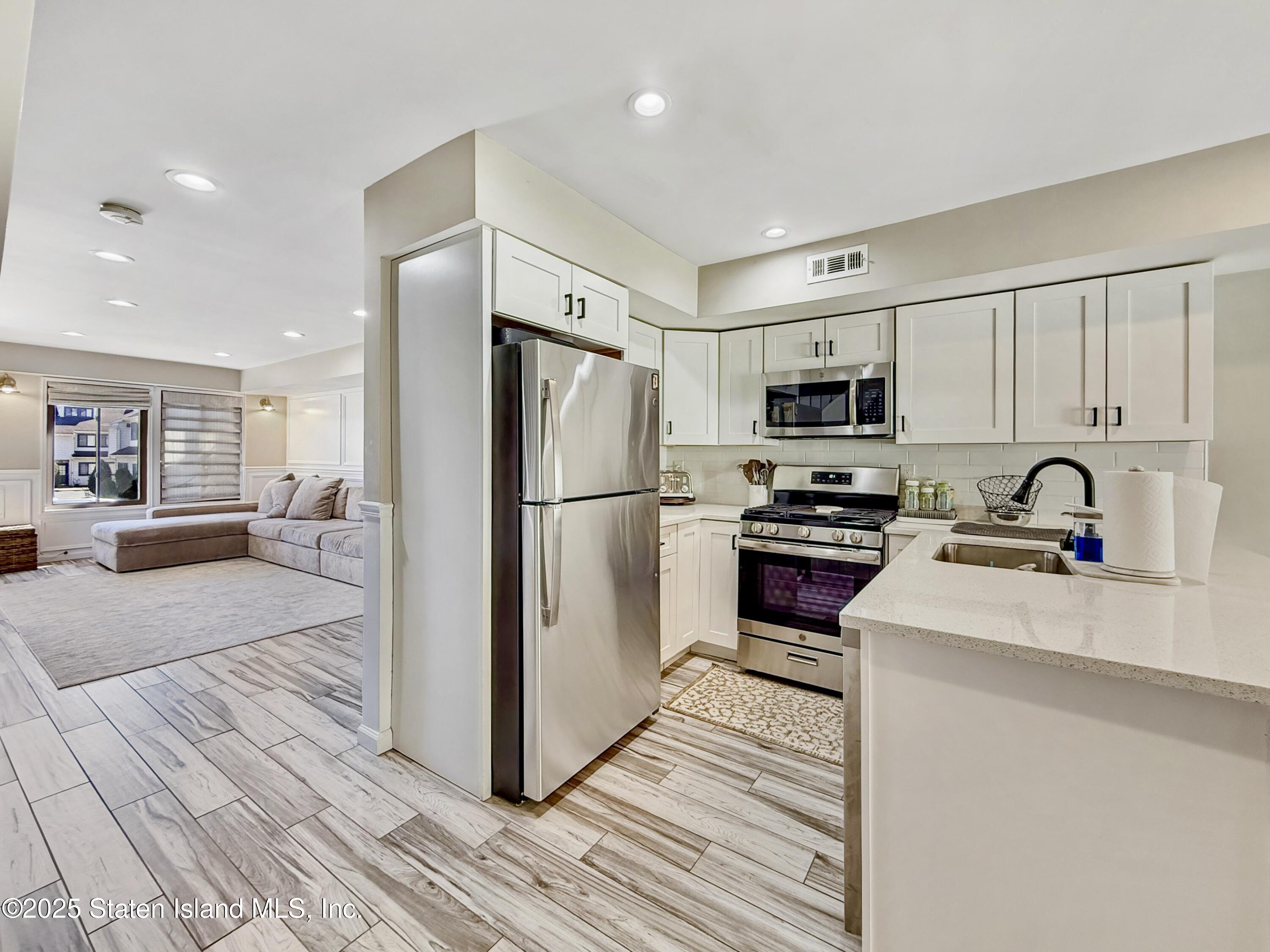 281 Signs Road C, Staten Island, NY, 10314 image 9