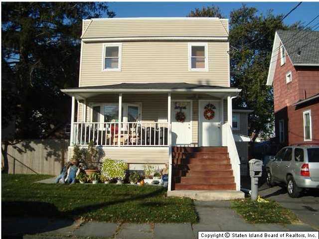 32 Housman Avenue, Staten Island, NY, 10303