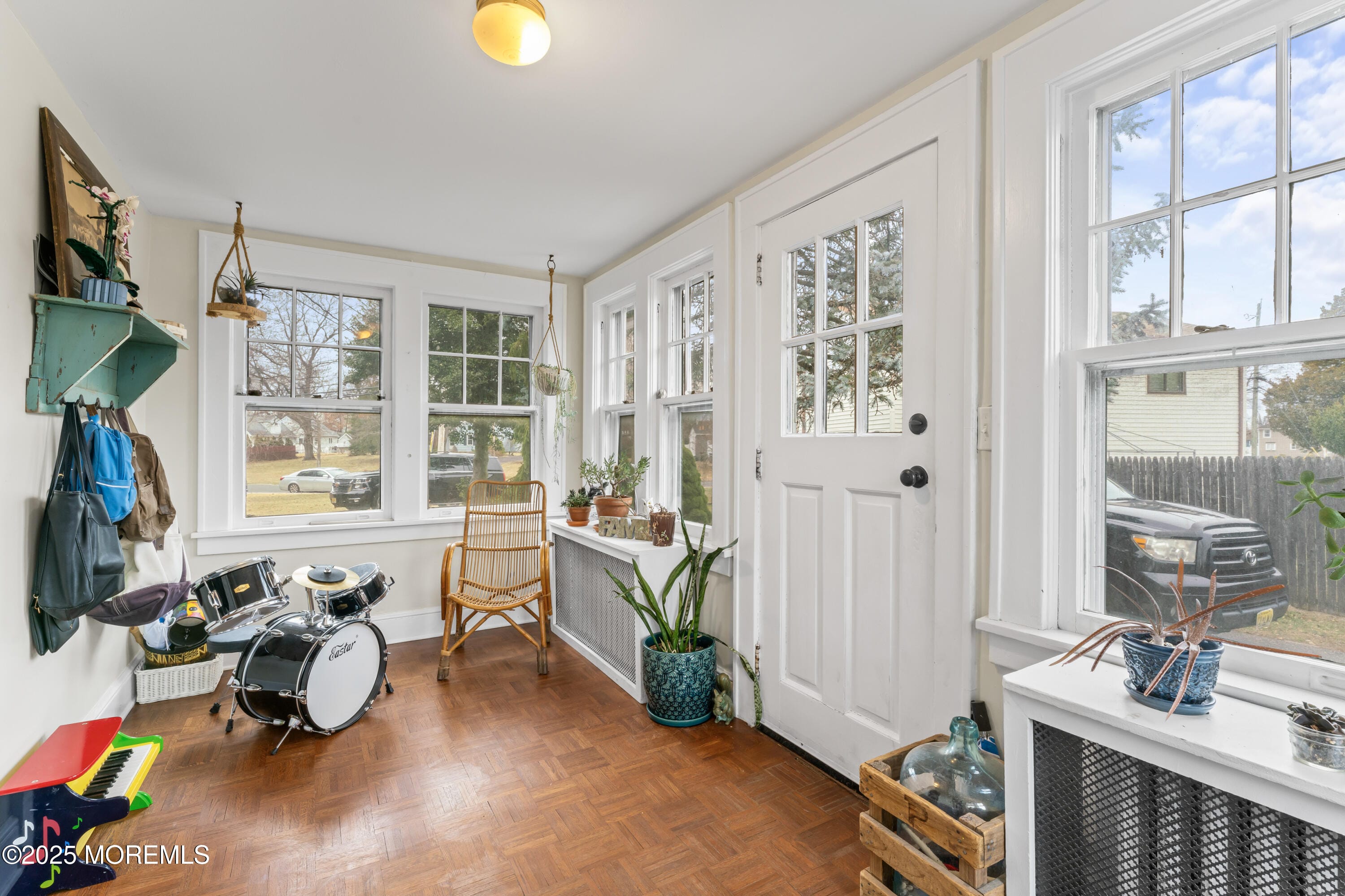 6 Bedle Road Image 2