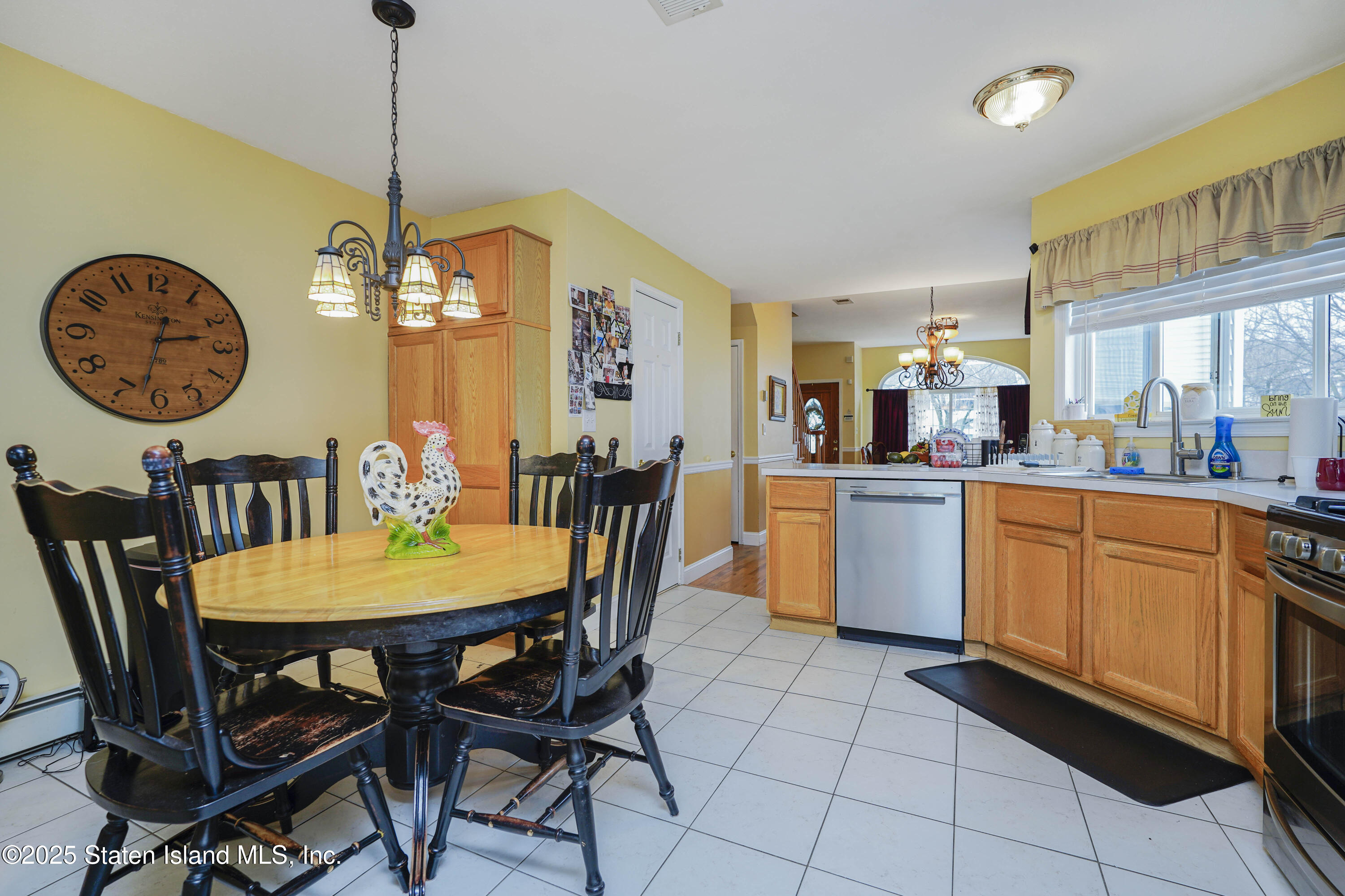 602 Main Street, Staten Island, NY, 10307 image 9