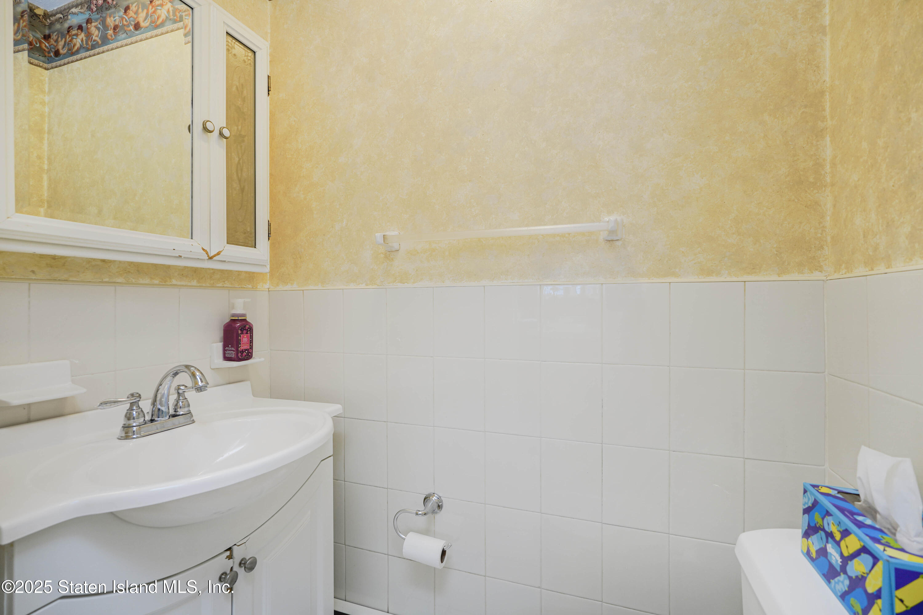 602 Main Street, Staten Island, NY, 10307 image 12