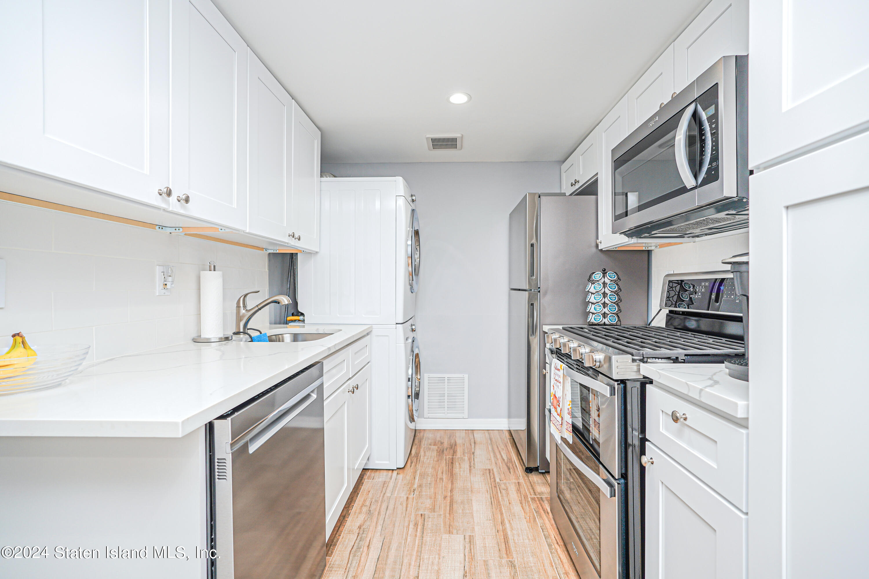 18 Bunnell Court, Staten Island, NY, 10312 image 12