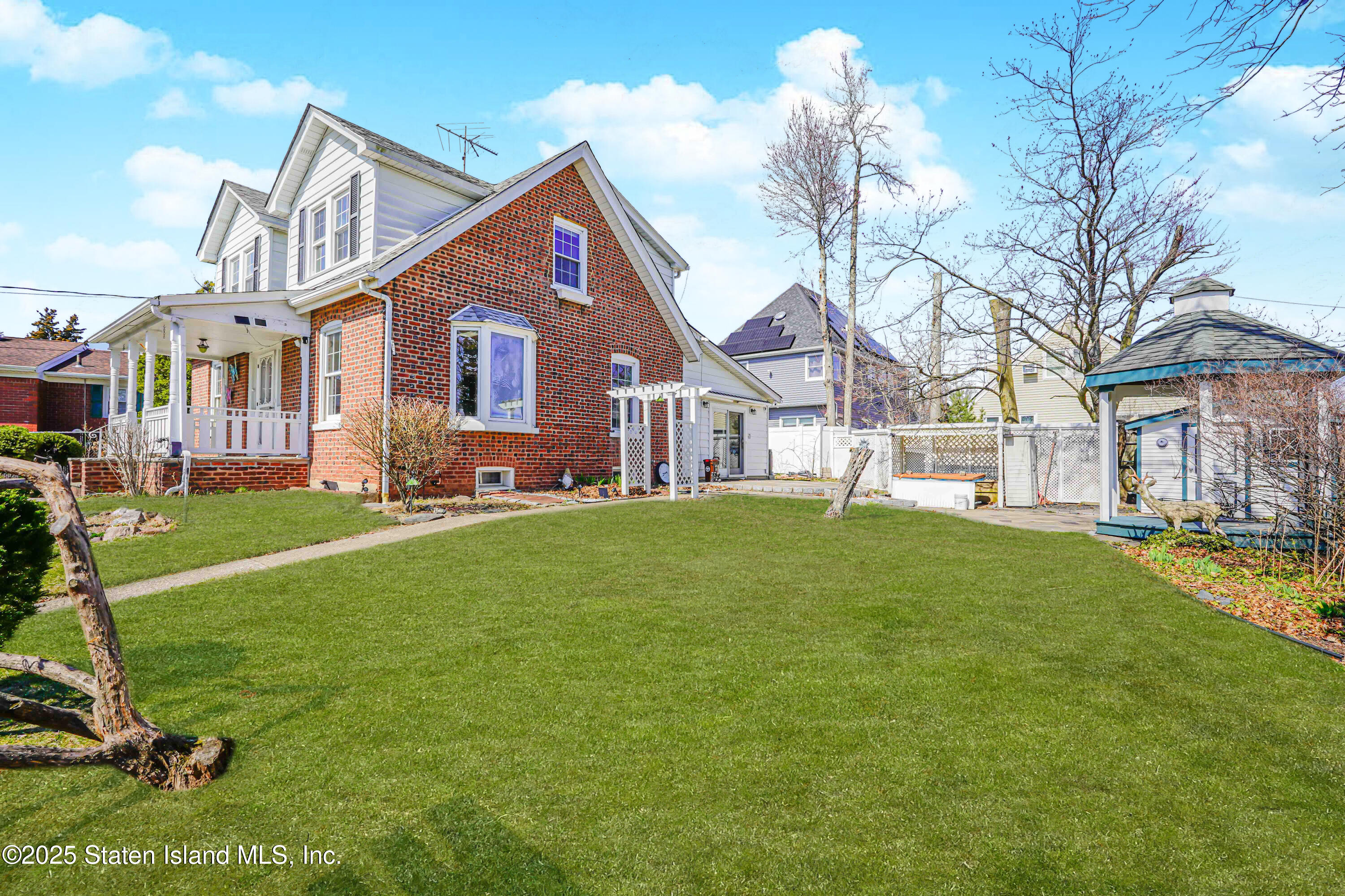 297 Woods Of Arden Road, Staten Island, NY, 10312 image 41