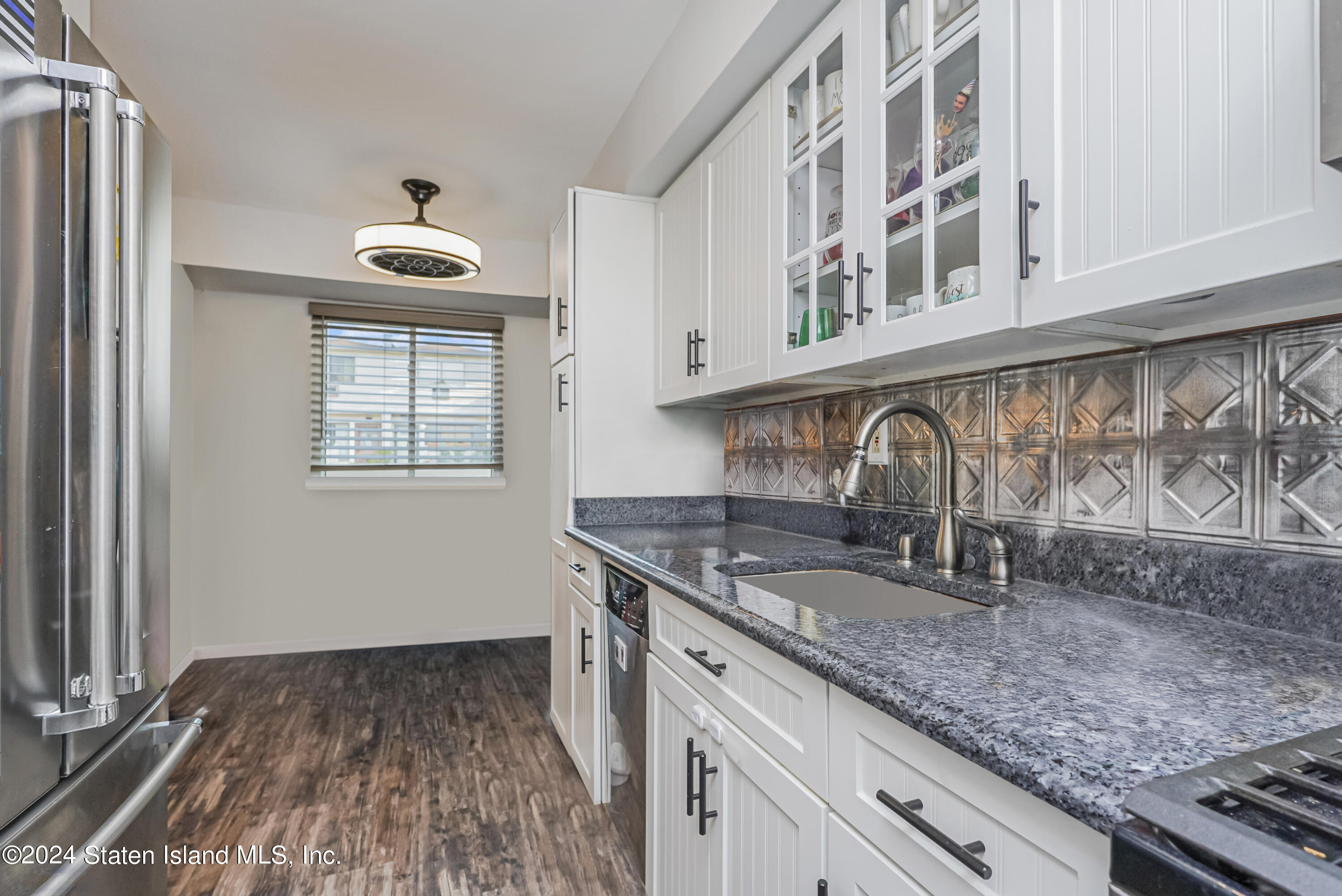 156 Surfside Plaza 100, Staten Island, NY, 10307 image 7