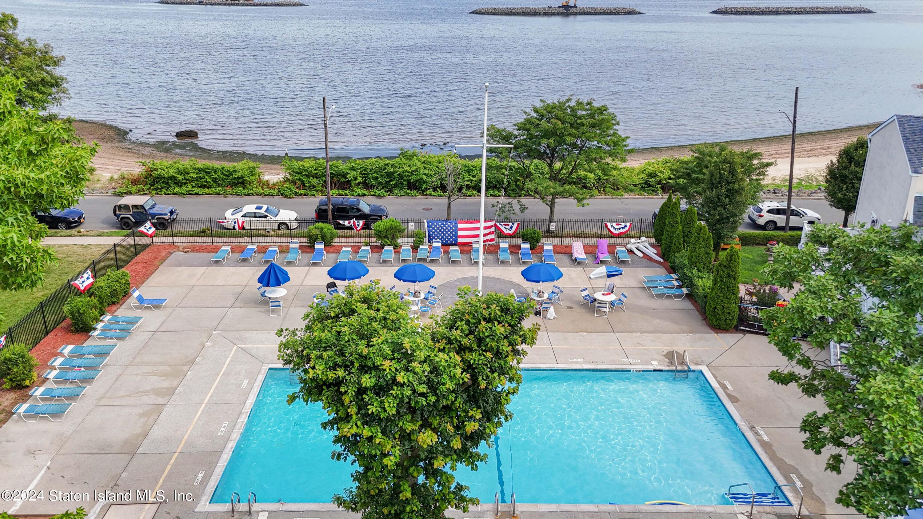 156 Surfside Plaza 100, Staten Island, NY, 10307 image 15