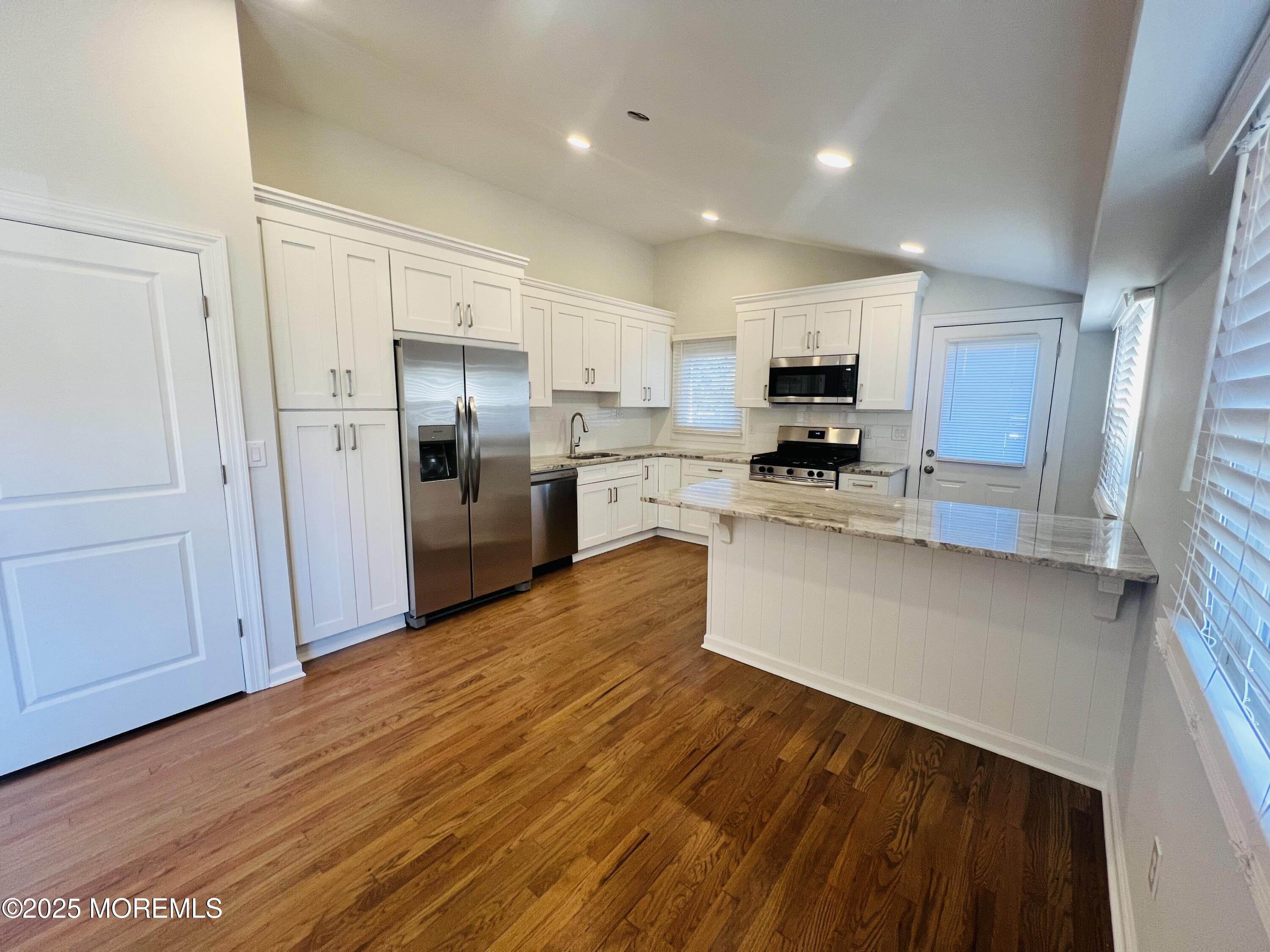 61 Manor Parkway, Lincroft, NJ, 07738 image 8