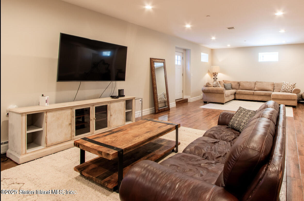 434 Darlington Avenue, Staten Island, NY, 10309 image 31