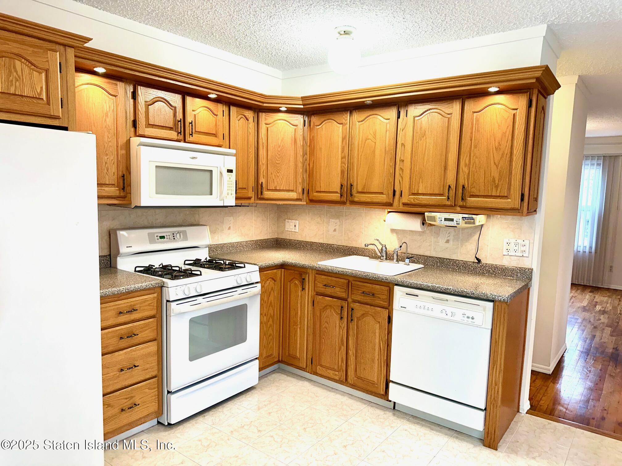 35 Duke Place, Staten Island, NY, 10314 image 17
