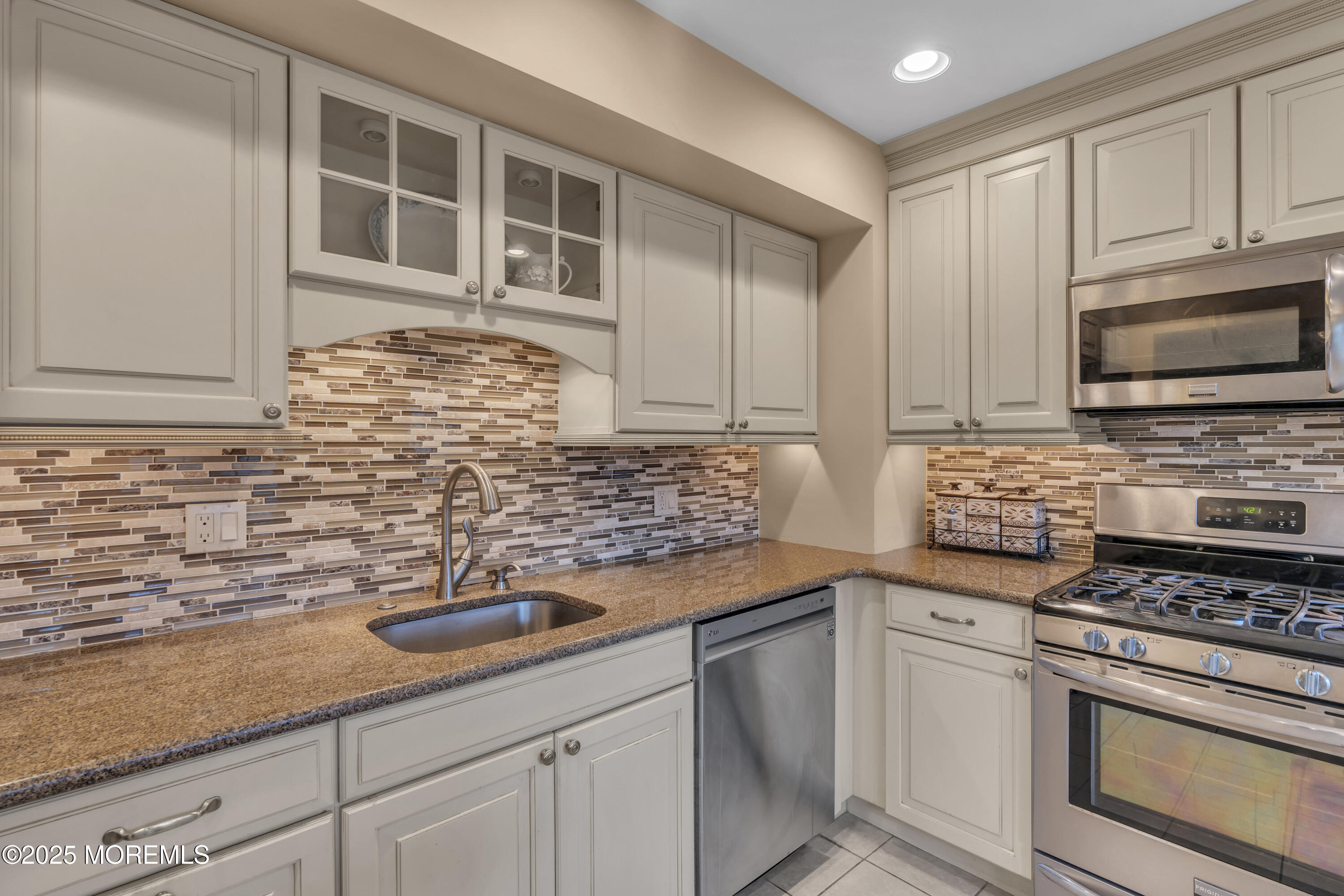 24 Woodland Drive, Middletown, NJ, 07748 image 17