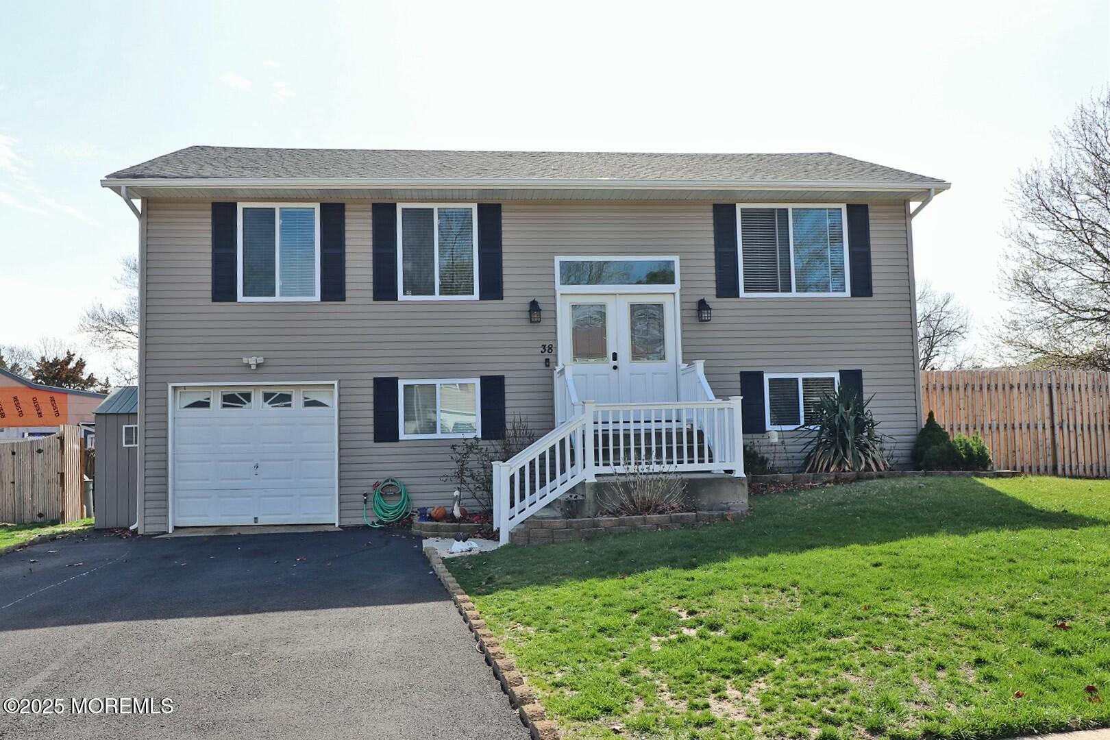 38 Tiller Drive, Barnegat, NJ, 08005