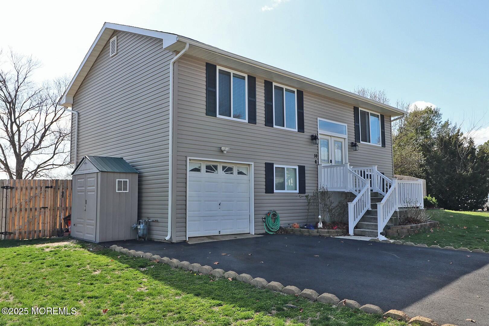 38 Tiller Drive, Barnegat, NJ, 08005