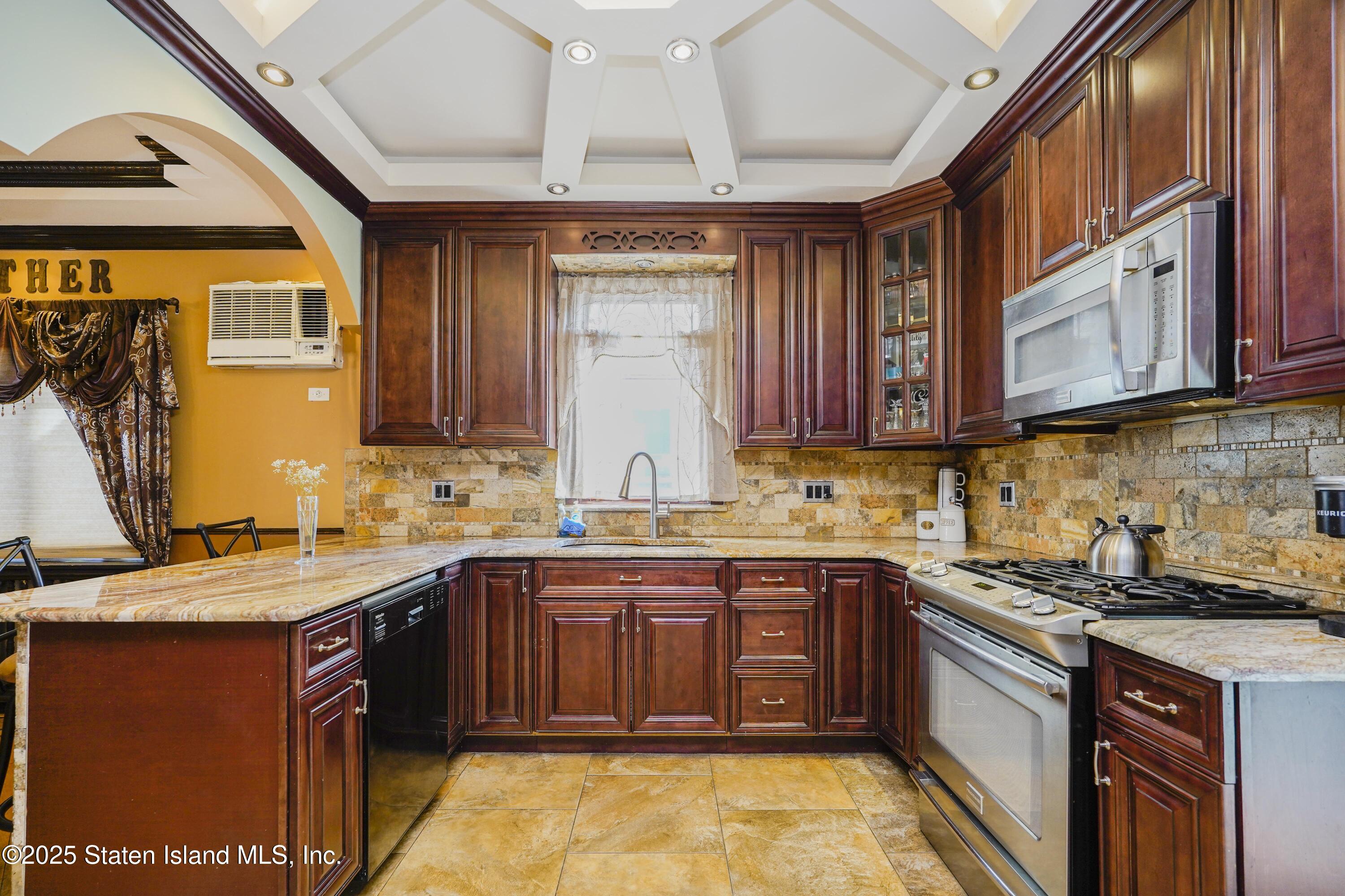 2040 W 8th Street, Brooklyn, NY, 11223 image 10