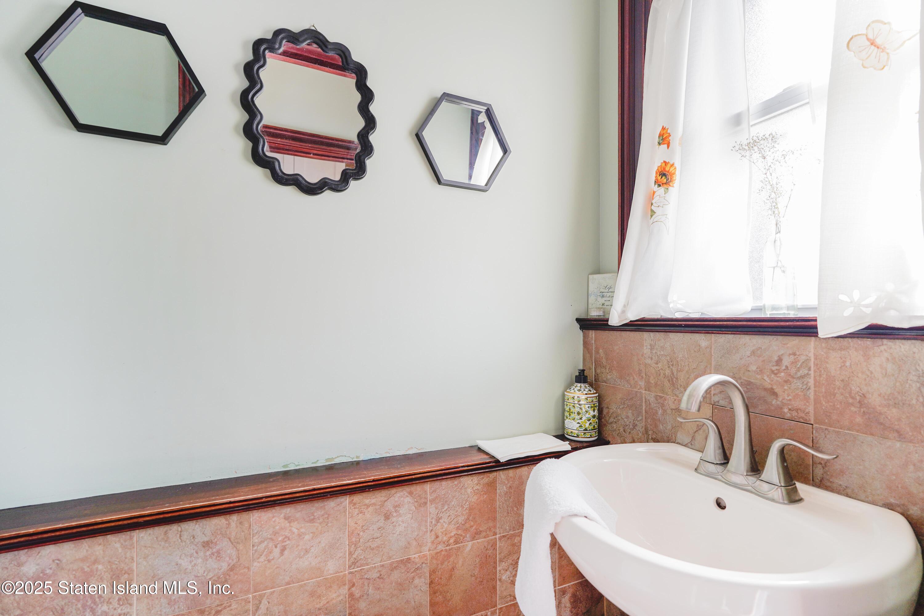 2040 W 8th Street, Brooklyn, NY, 11223 image 26