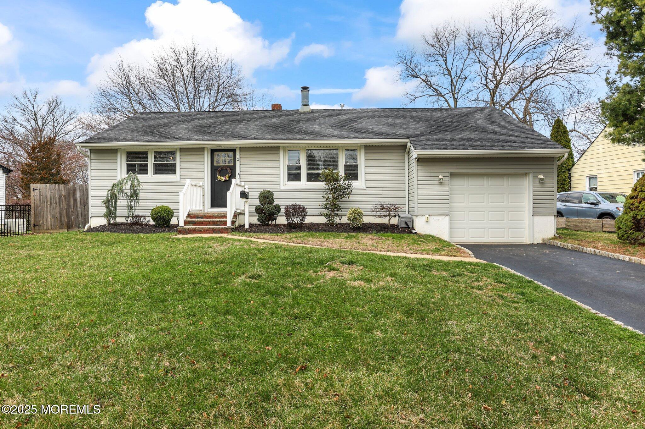 12 Edgewater Drive Image 2