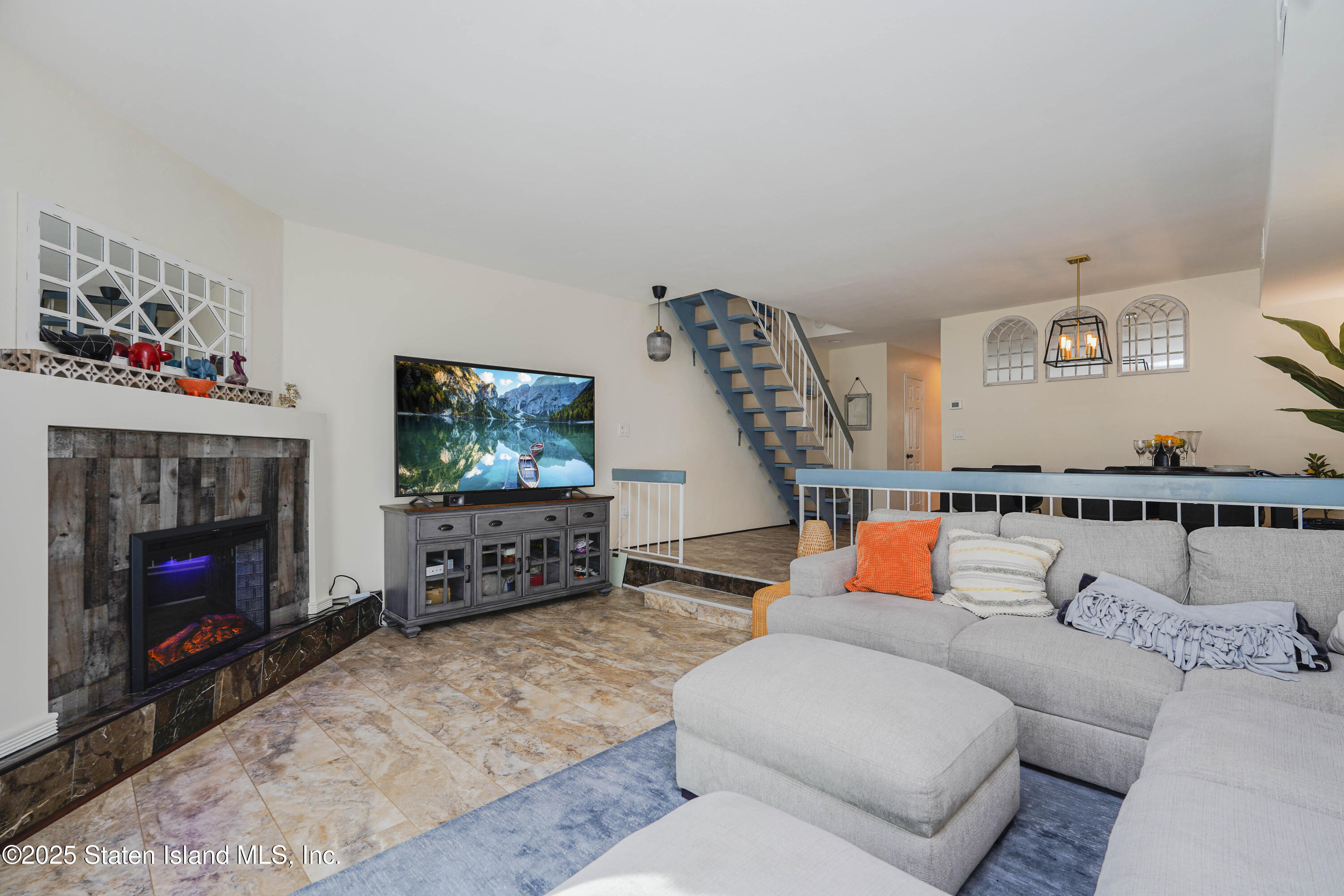 165 Russek Drive, Staten Island, NY, 10312 image 12