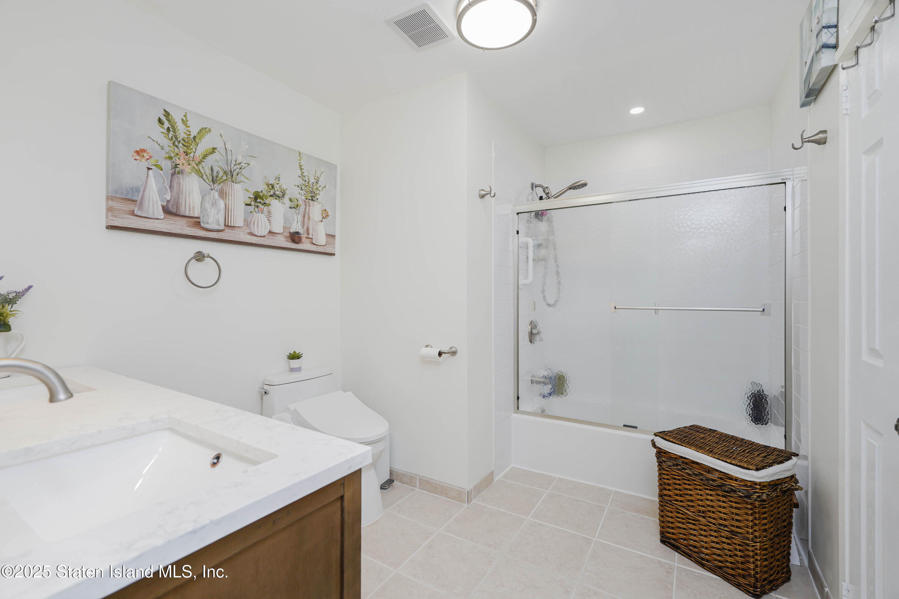 165 Russek Drive, Staten Island, NY, 10312 image 17