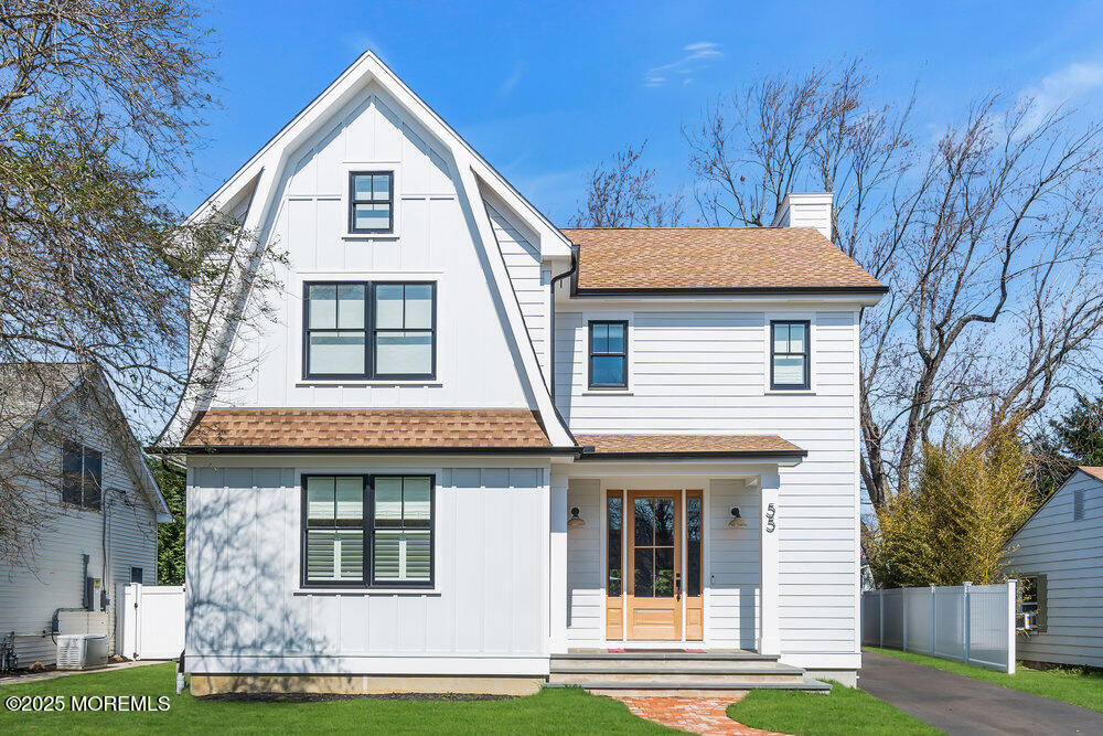 55 Forman Street Image 2