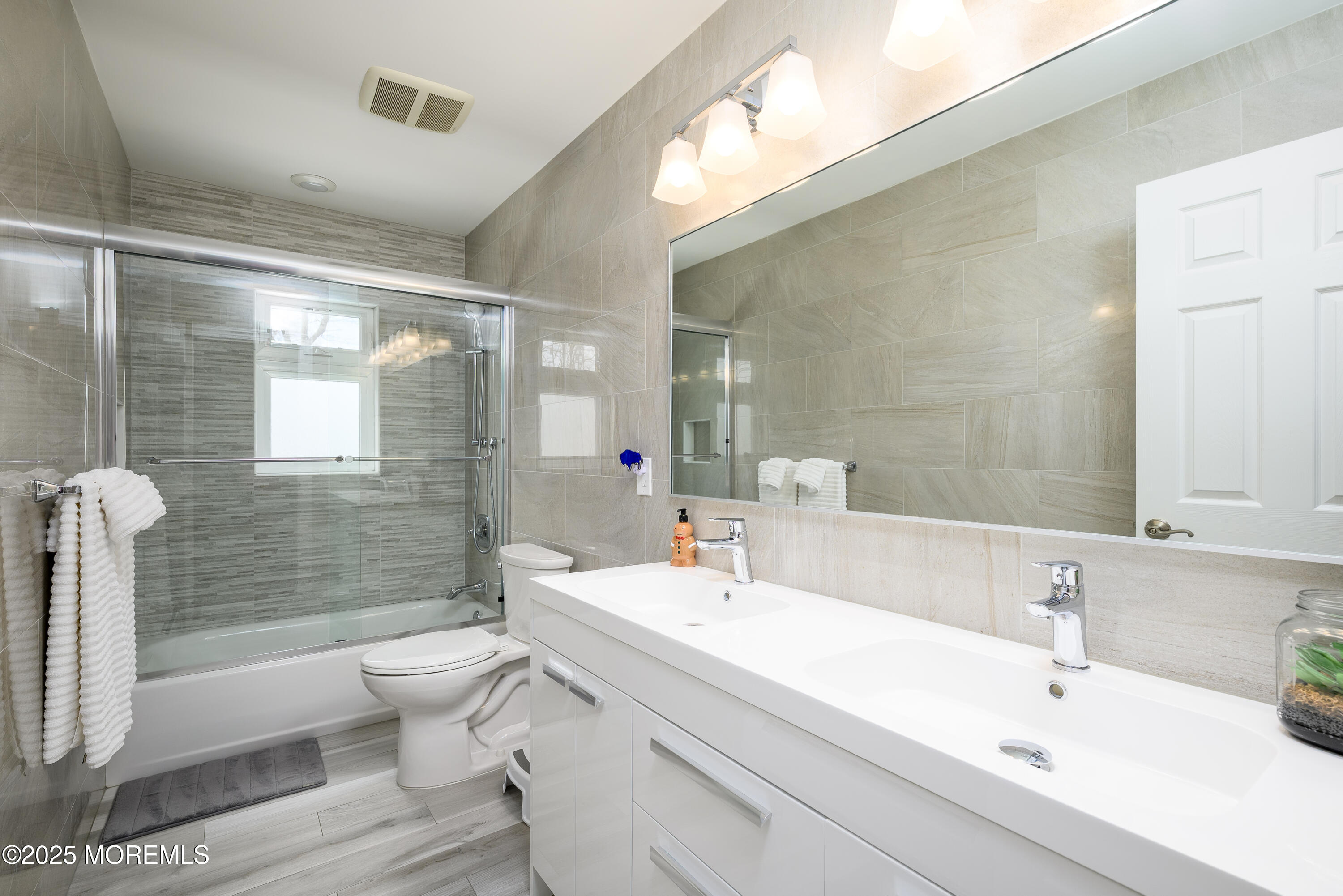 3 Country Oaks Drive, Manalapan, NJ, 07726 image 34