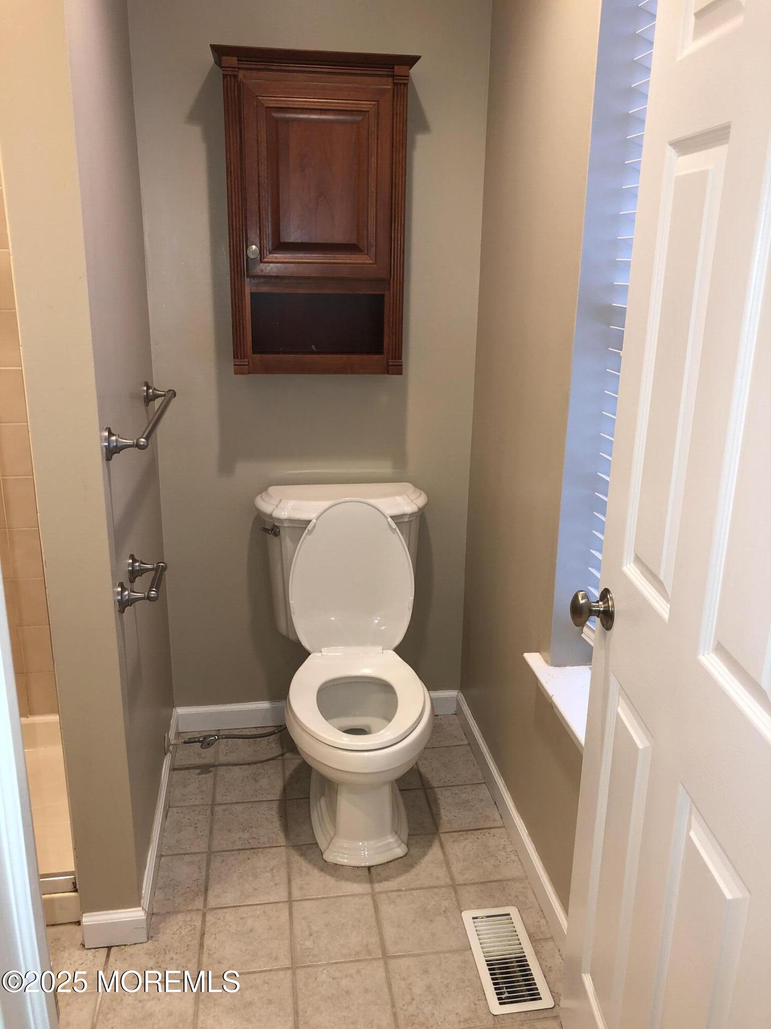 152 Chestnut Way 15-2, Manalapan, NJ, 07726 image 21
