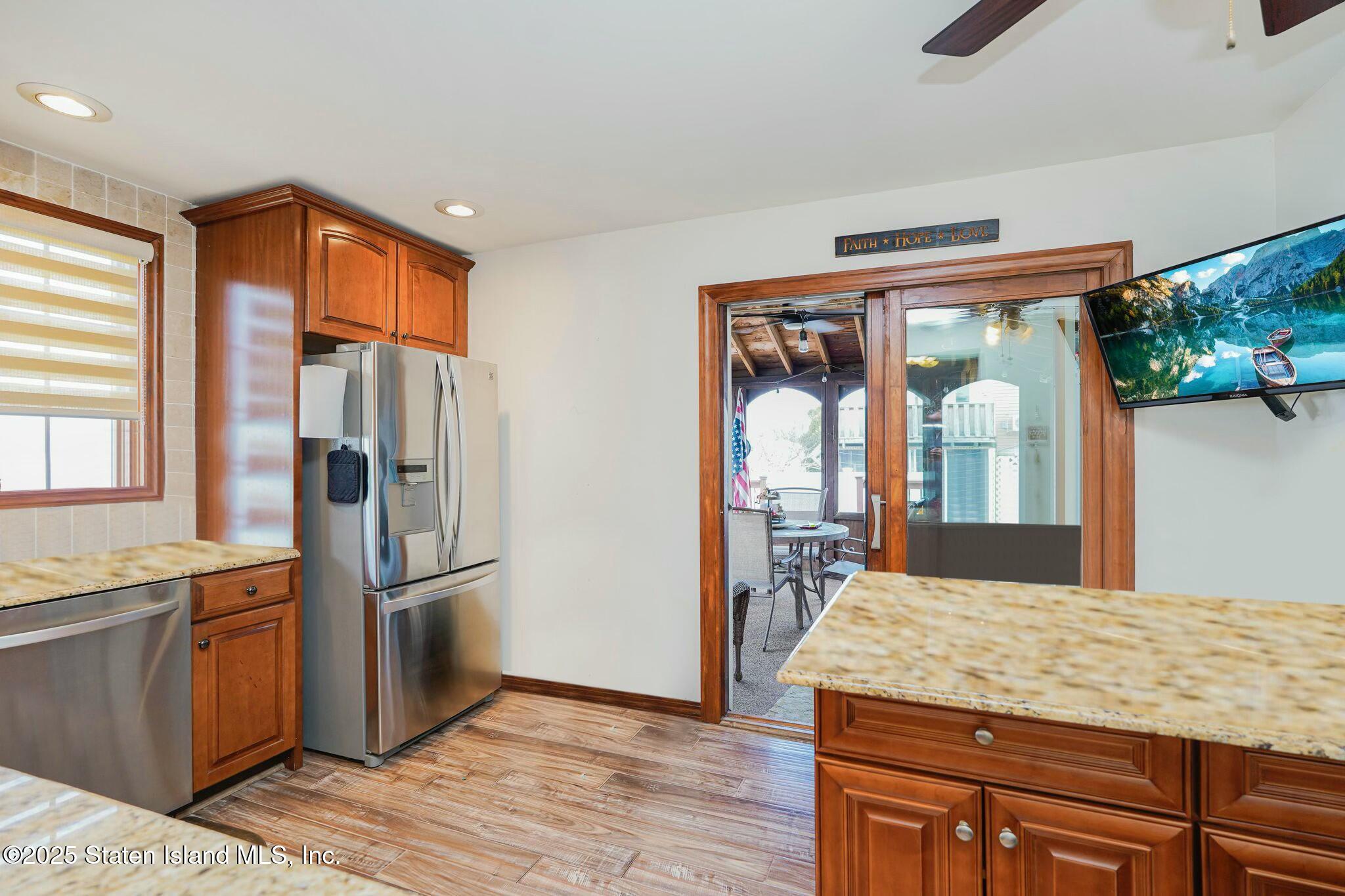 122 Durant Avenue, Staten Island, NY, 10306 image 7
