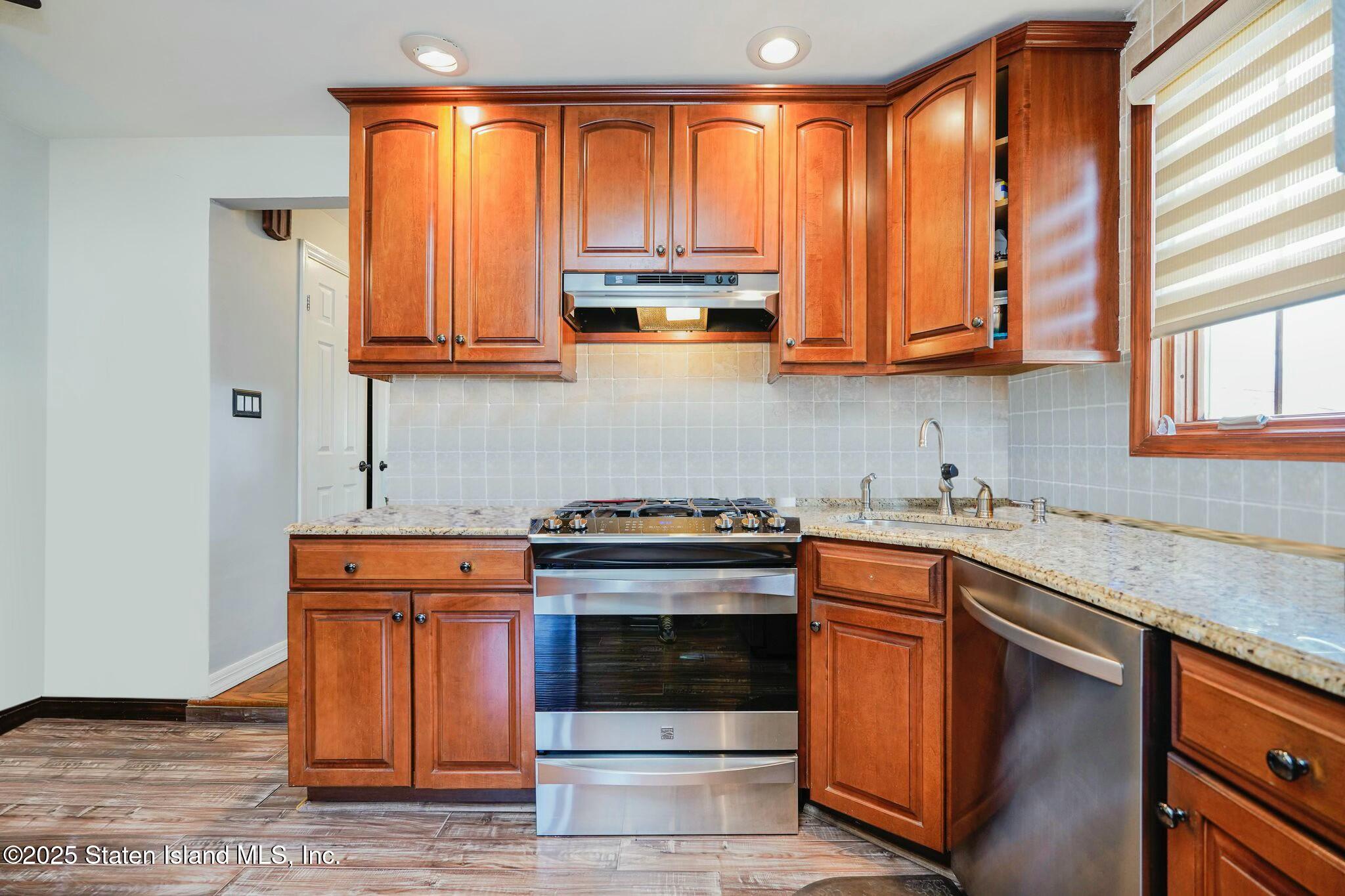 122 Durant Avenue, Staten Island, NY, 10306 image 8