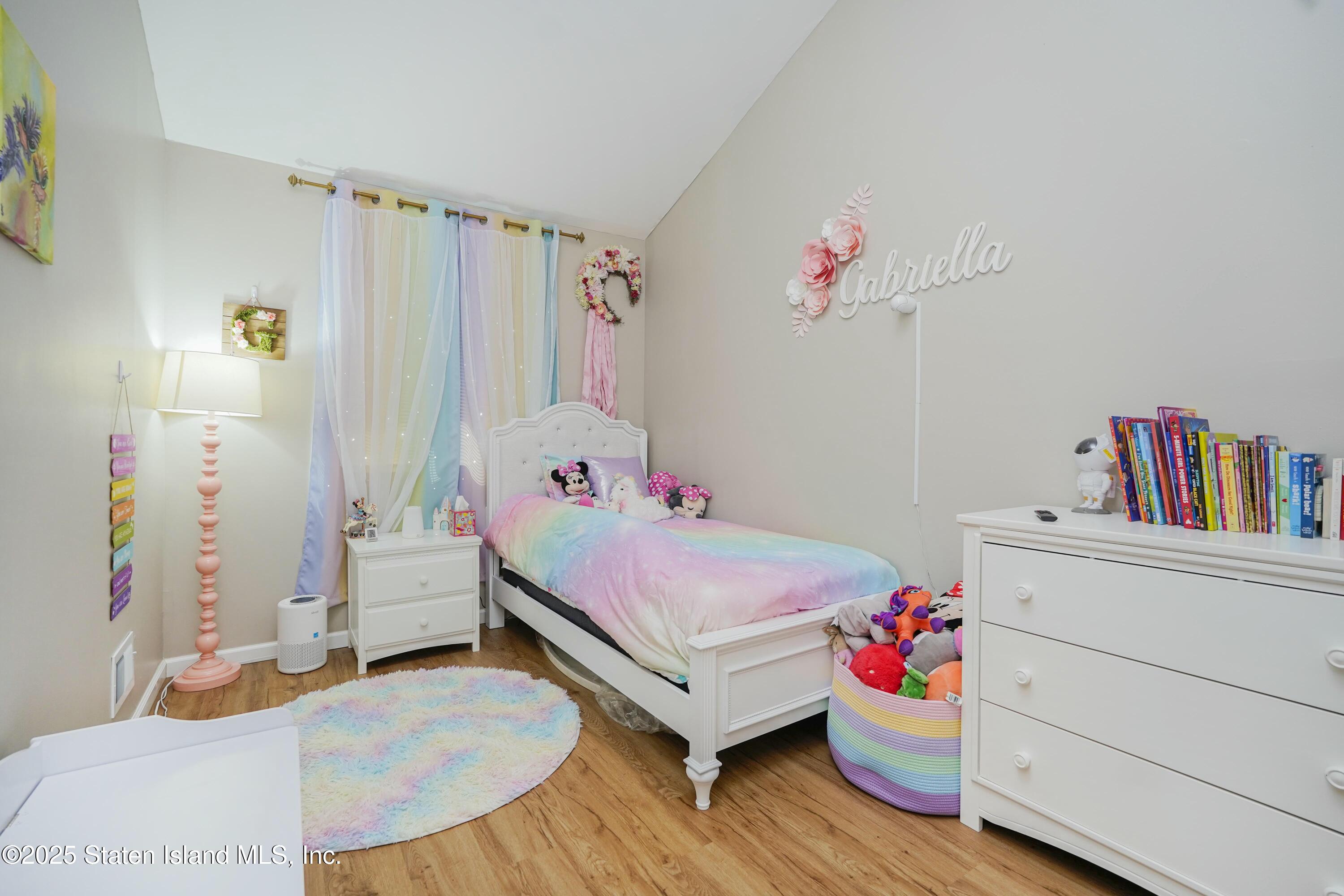 91 Selvin Loop, Staten Island, NY, 10303 image 13