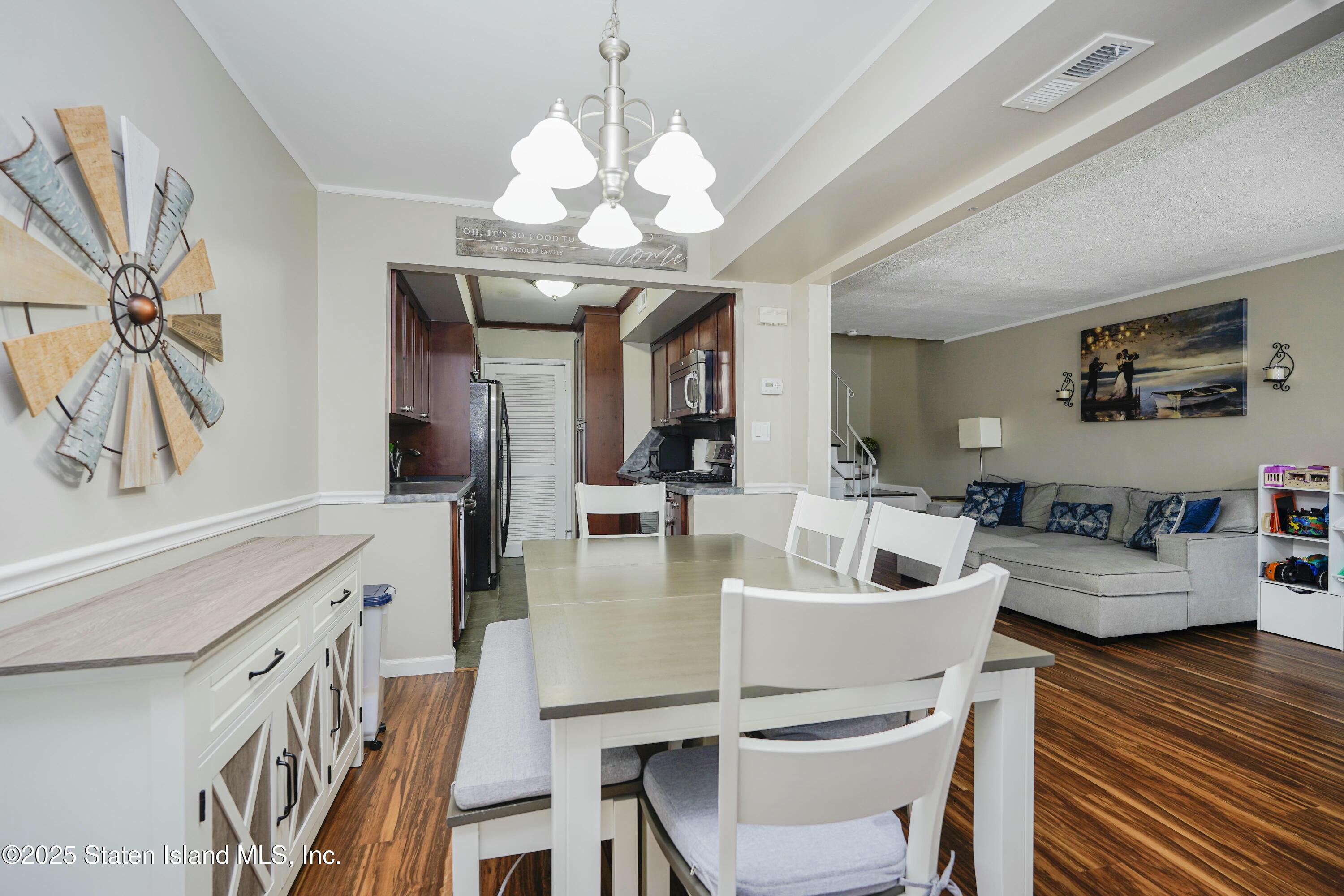 91 Selvin Loop, Staten Island, NY, 10303 image 8