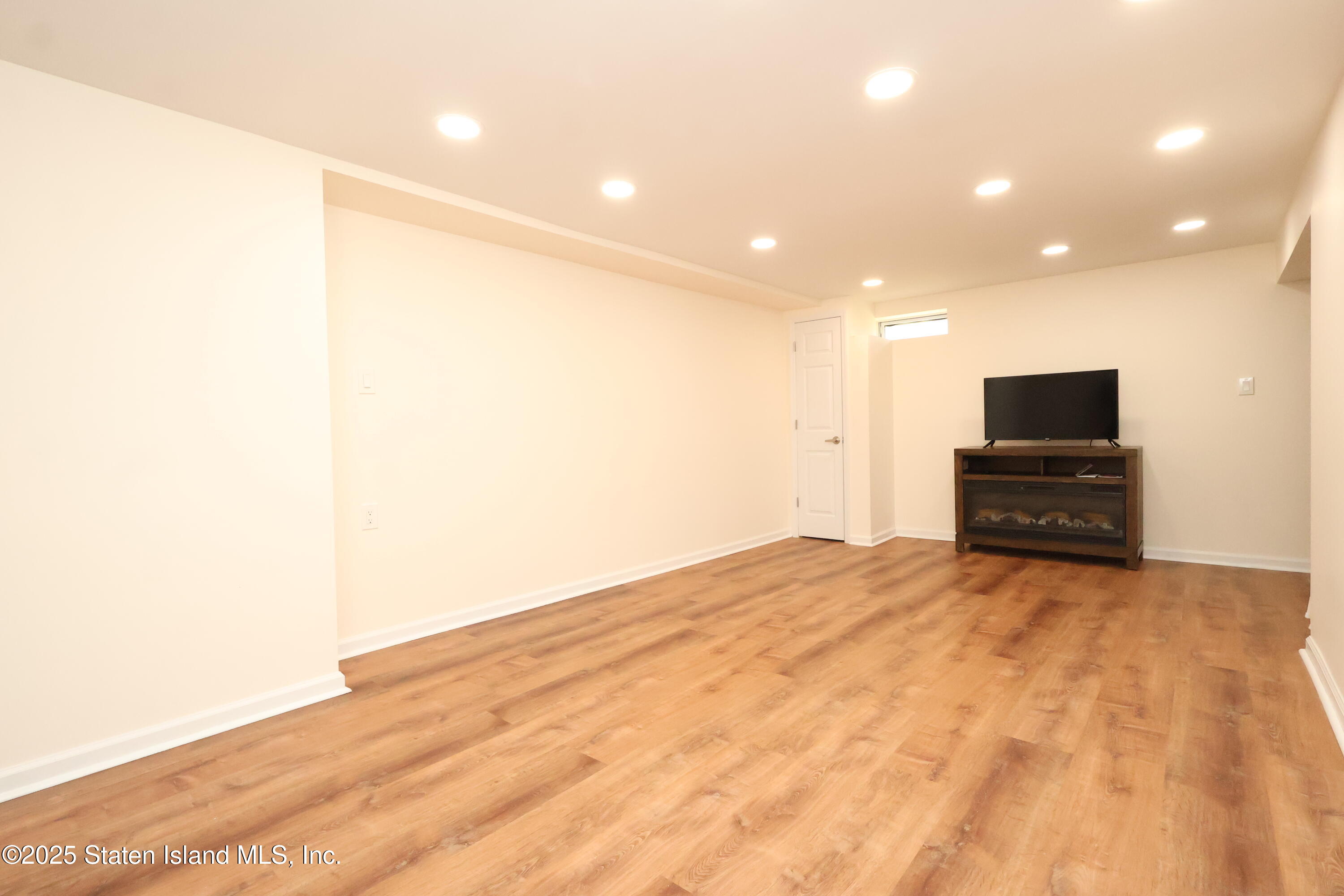 461-2 Willow Road, Staten Island, NY, 10314 image 12