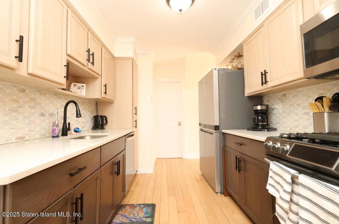461-2 Willow Road, Staten Island, NY, 10314 image 8
