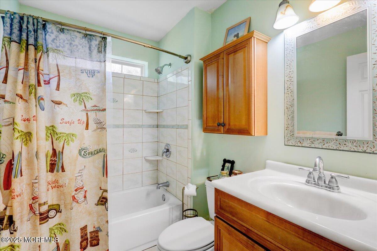 664 Adelphia Road, Freehold, NJ, 07728 image 21