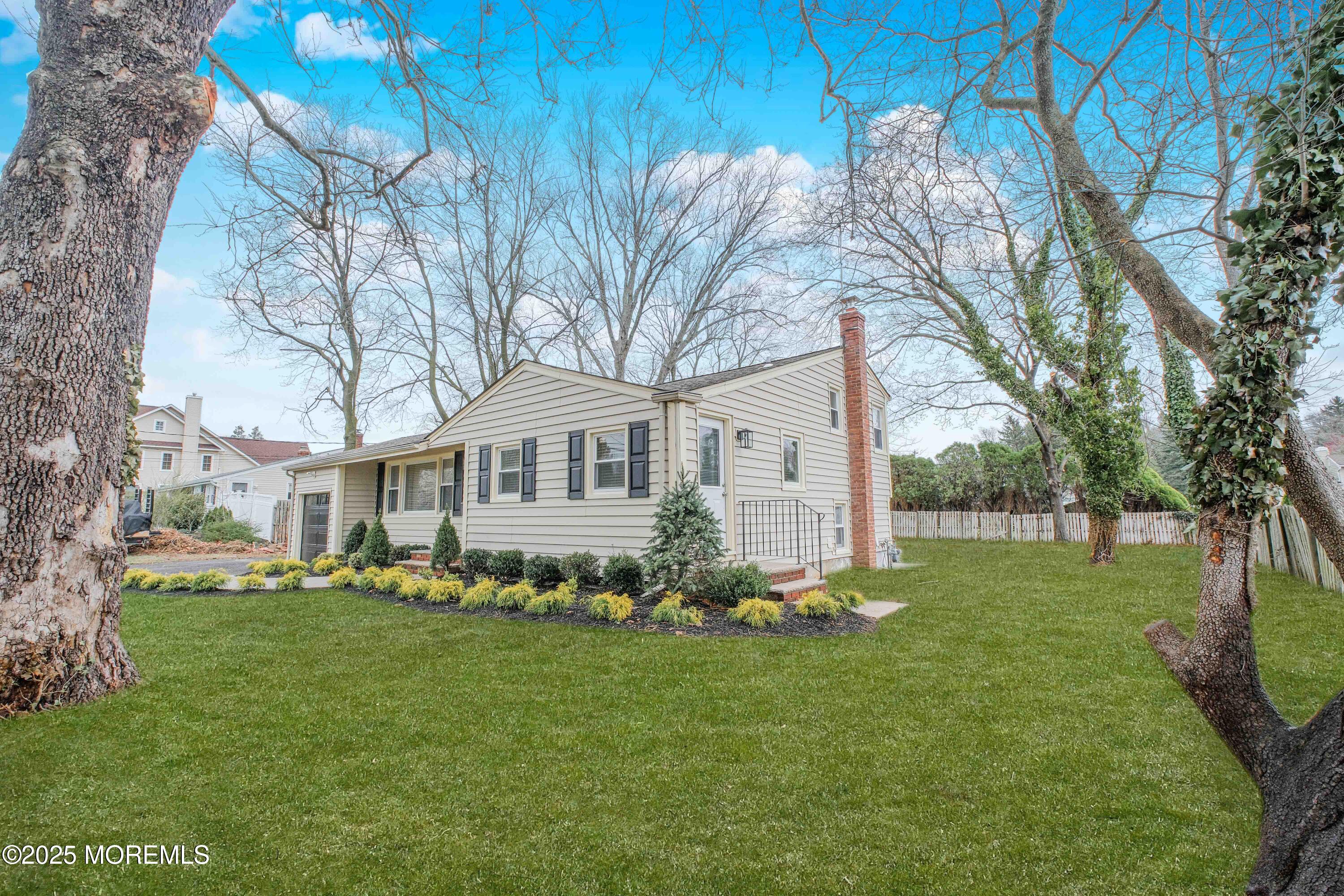 61 Manor Parkway, Lincroft, NJ, 07738