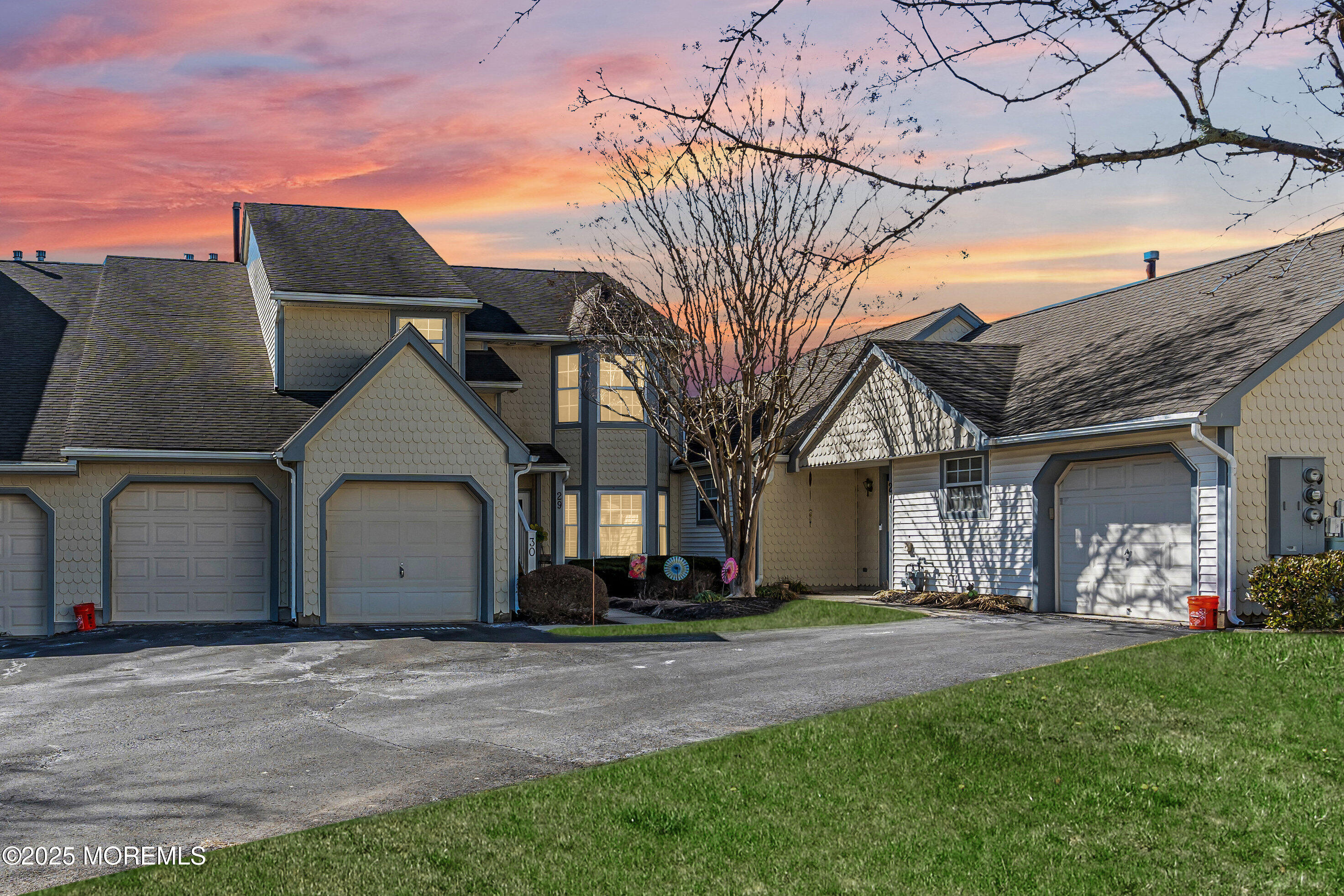 30 Evergreen Court, Freehold, NJ, 07728
