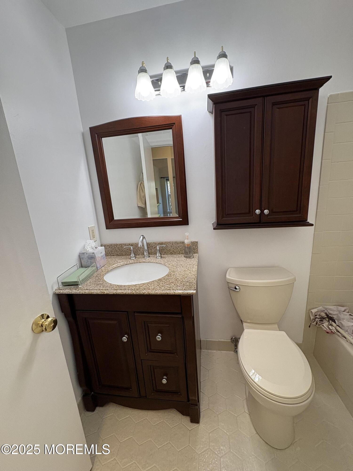 74 Boxwood Terrace 12, Red Bank, NJ, 07701 image 27