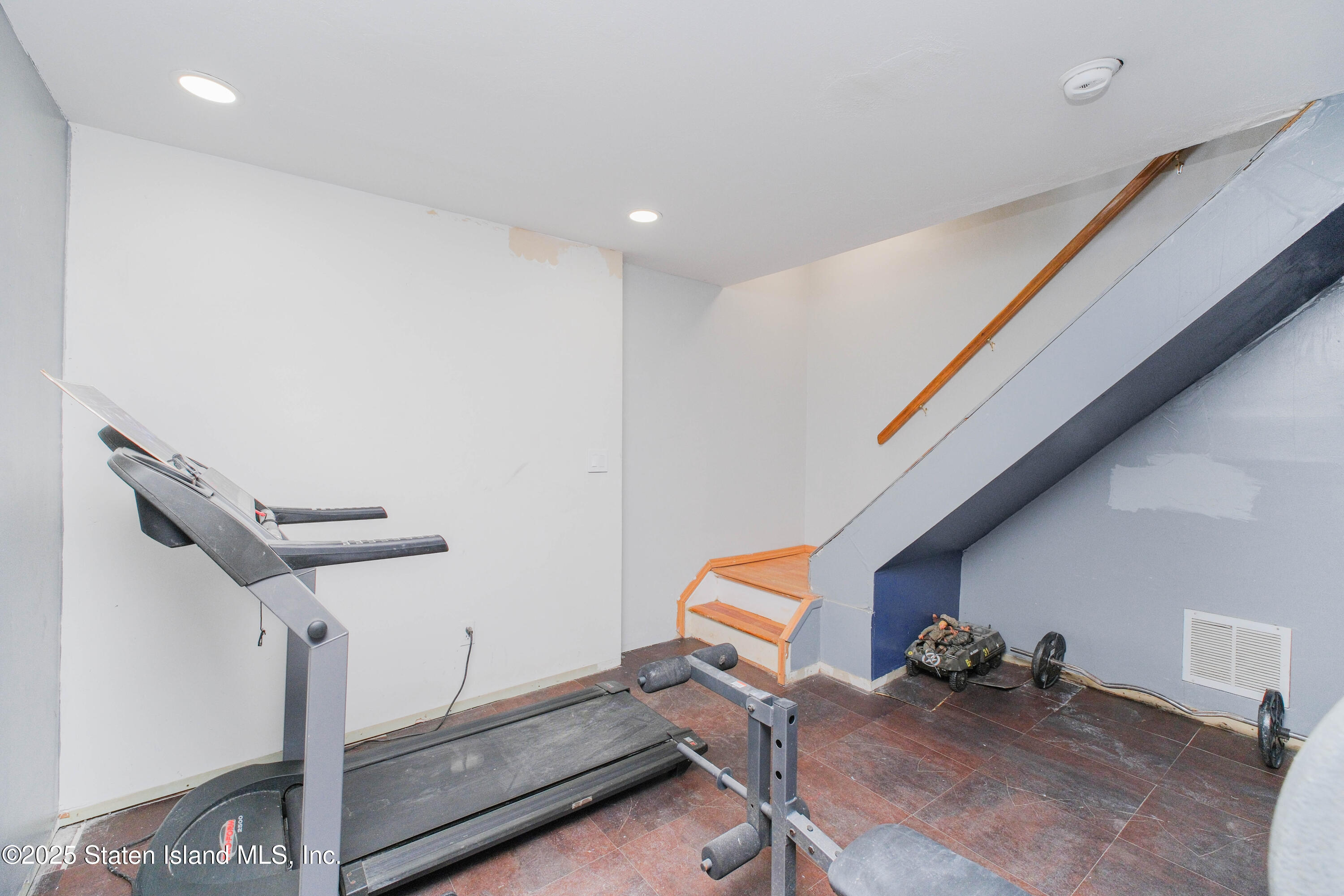 106 Lorraine Loop, Staten Island, NY, 10309 image 32