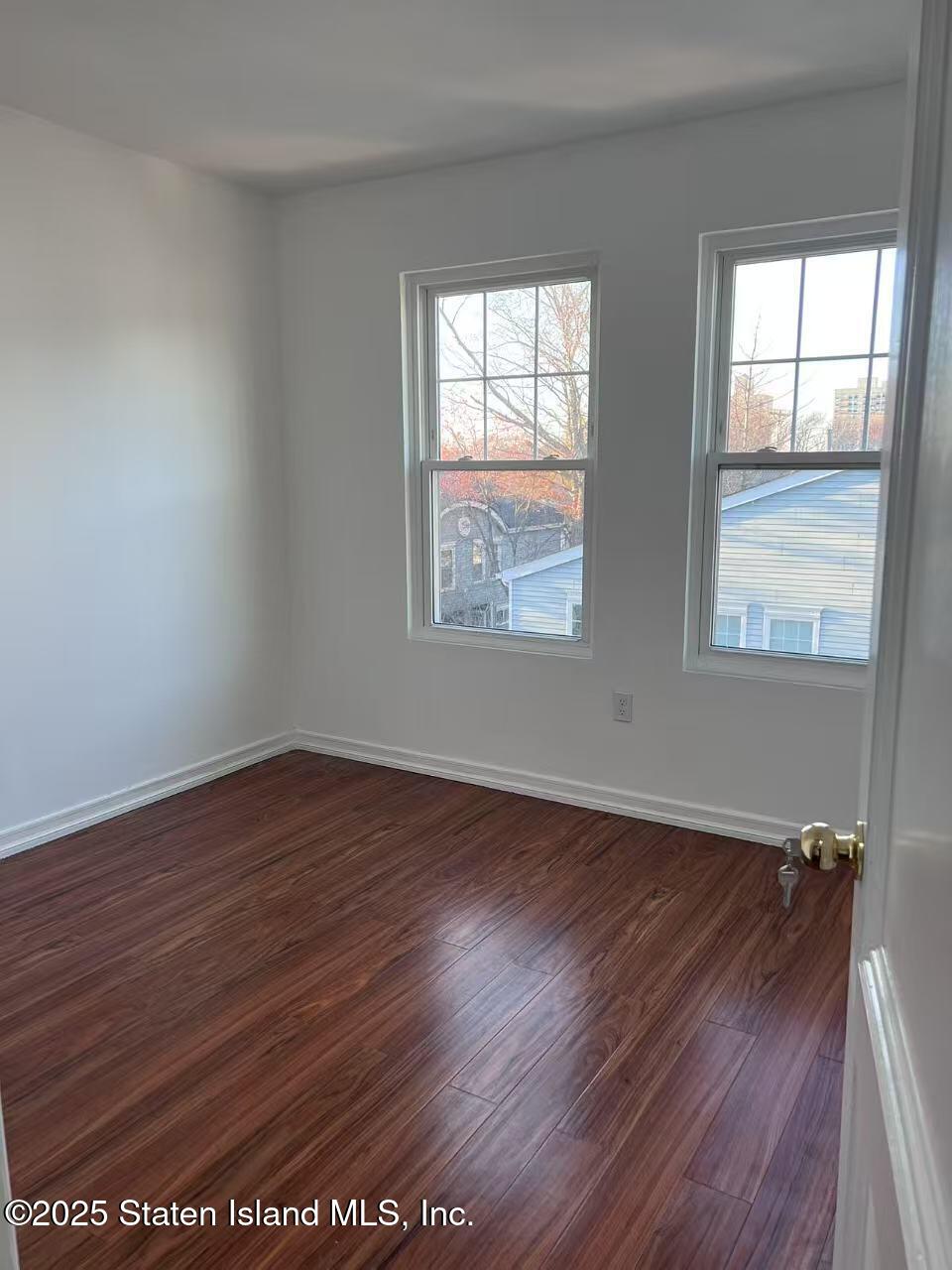 181 Pond Way B, Staten Island, NY, 10303 image 7