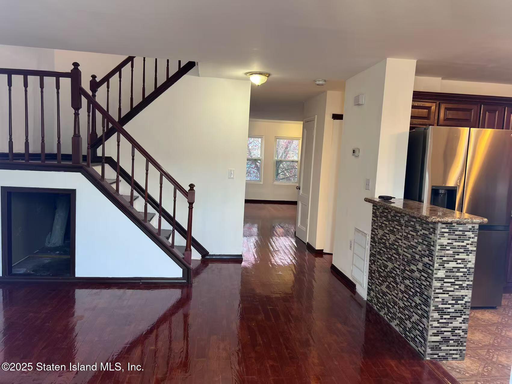 181 Pond Way B, Staten Island, NY, 10303 image 13