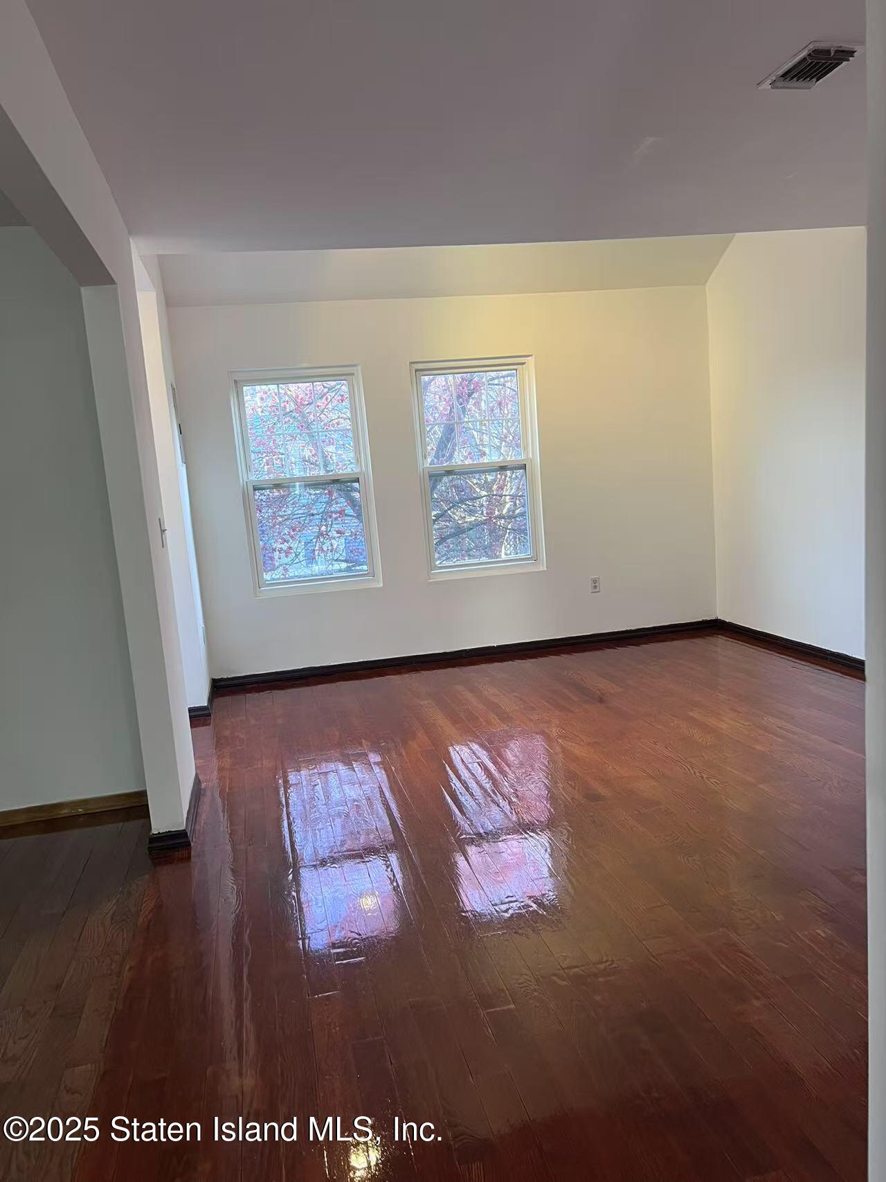 181 Pond Way B, Staten Island, NY, 10303 image 15
