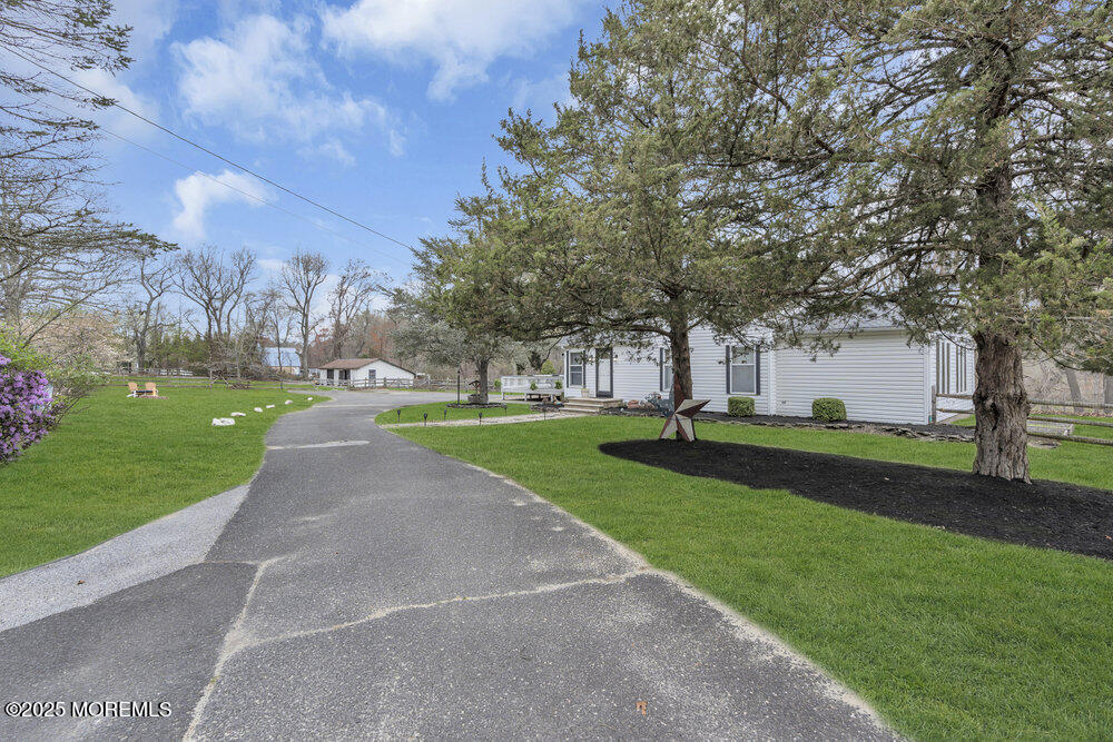 372 Casino Drive, Farmingdale, NJ, 07727 image 56