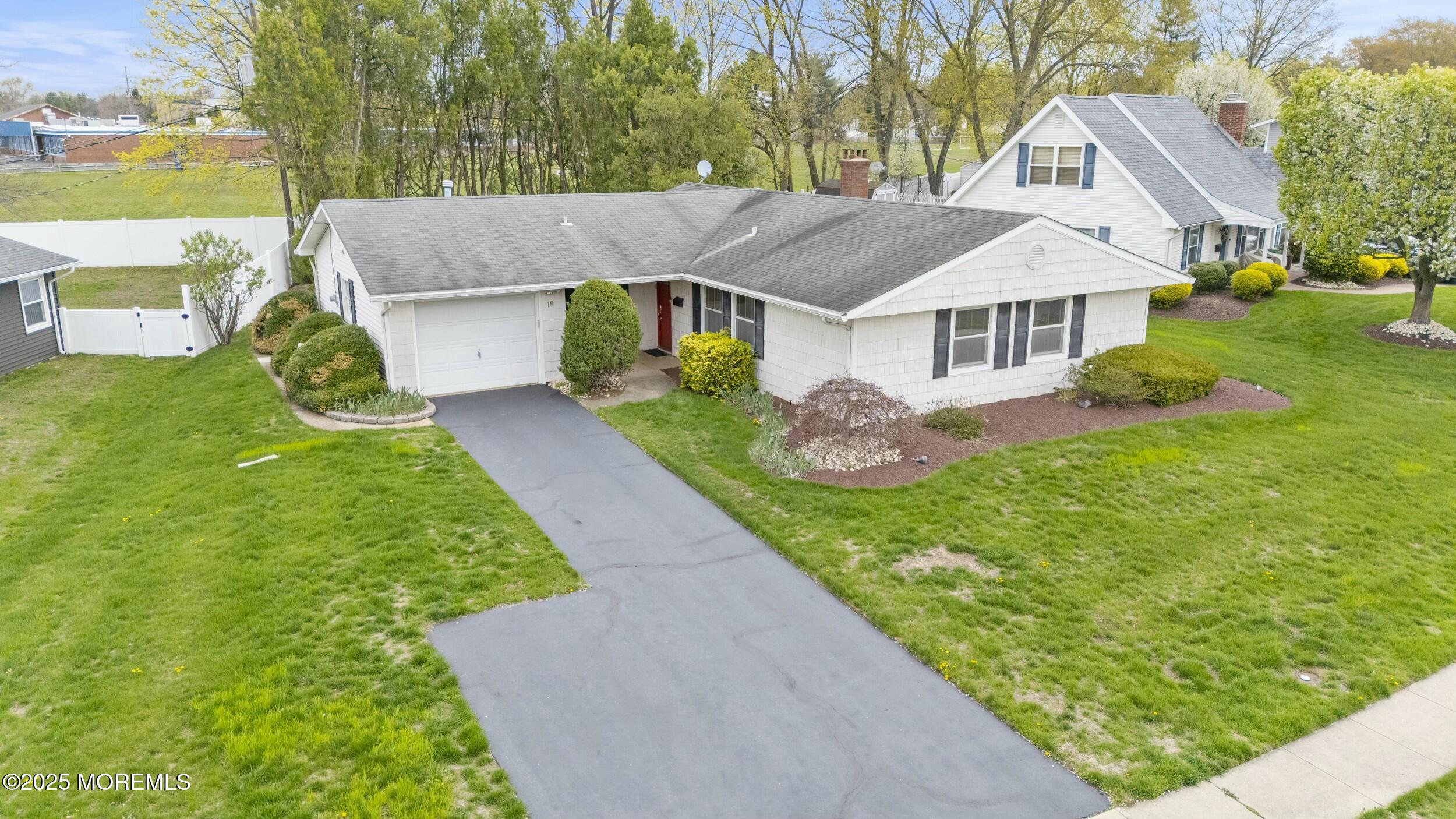 19 Ivanhoe Lane, Matawan, NJ, 07747 image 41
