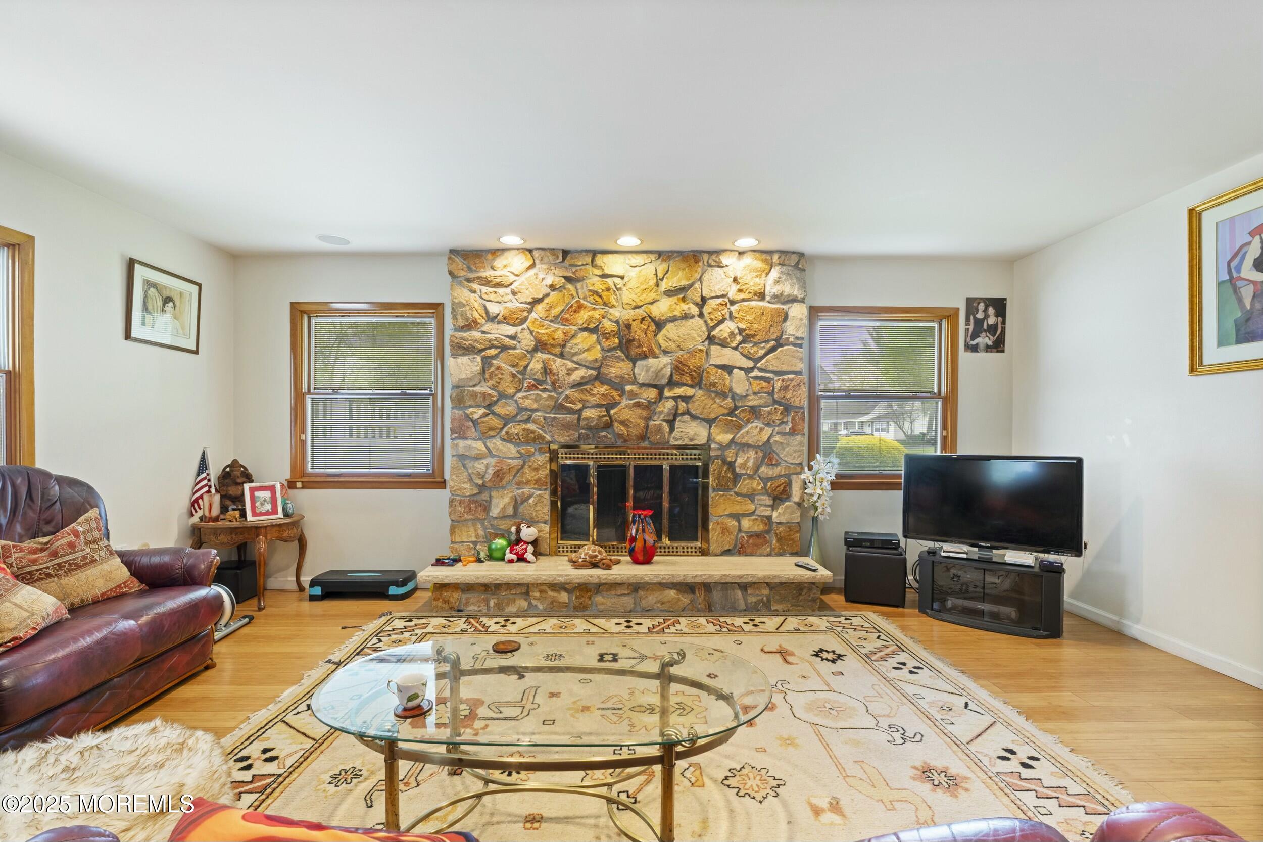 19 Ivanhoe Lane, Matawan, NJ, 07747 image 8