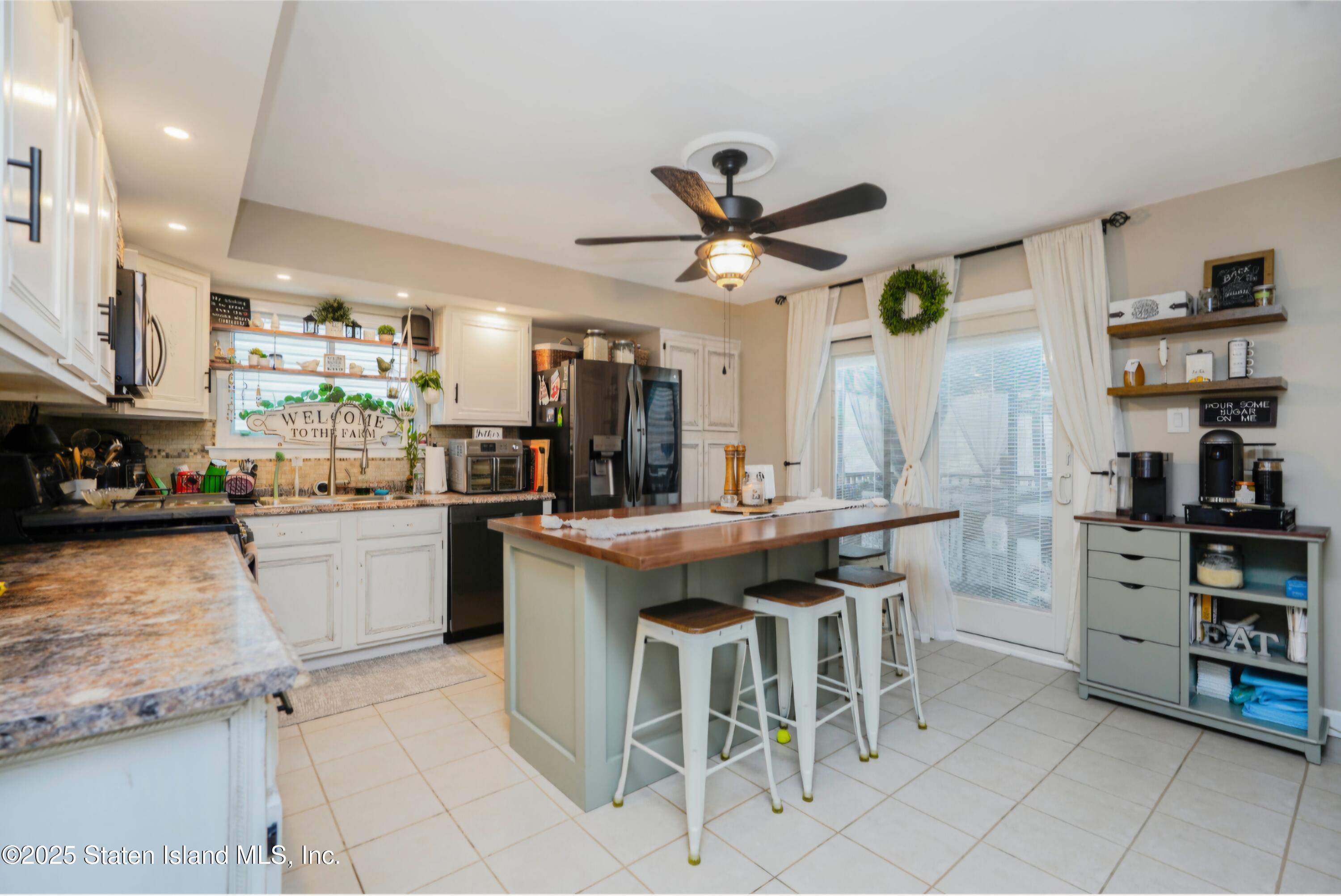 83 Lisa Lane, Staten Island, NY, 10312 image 13