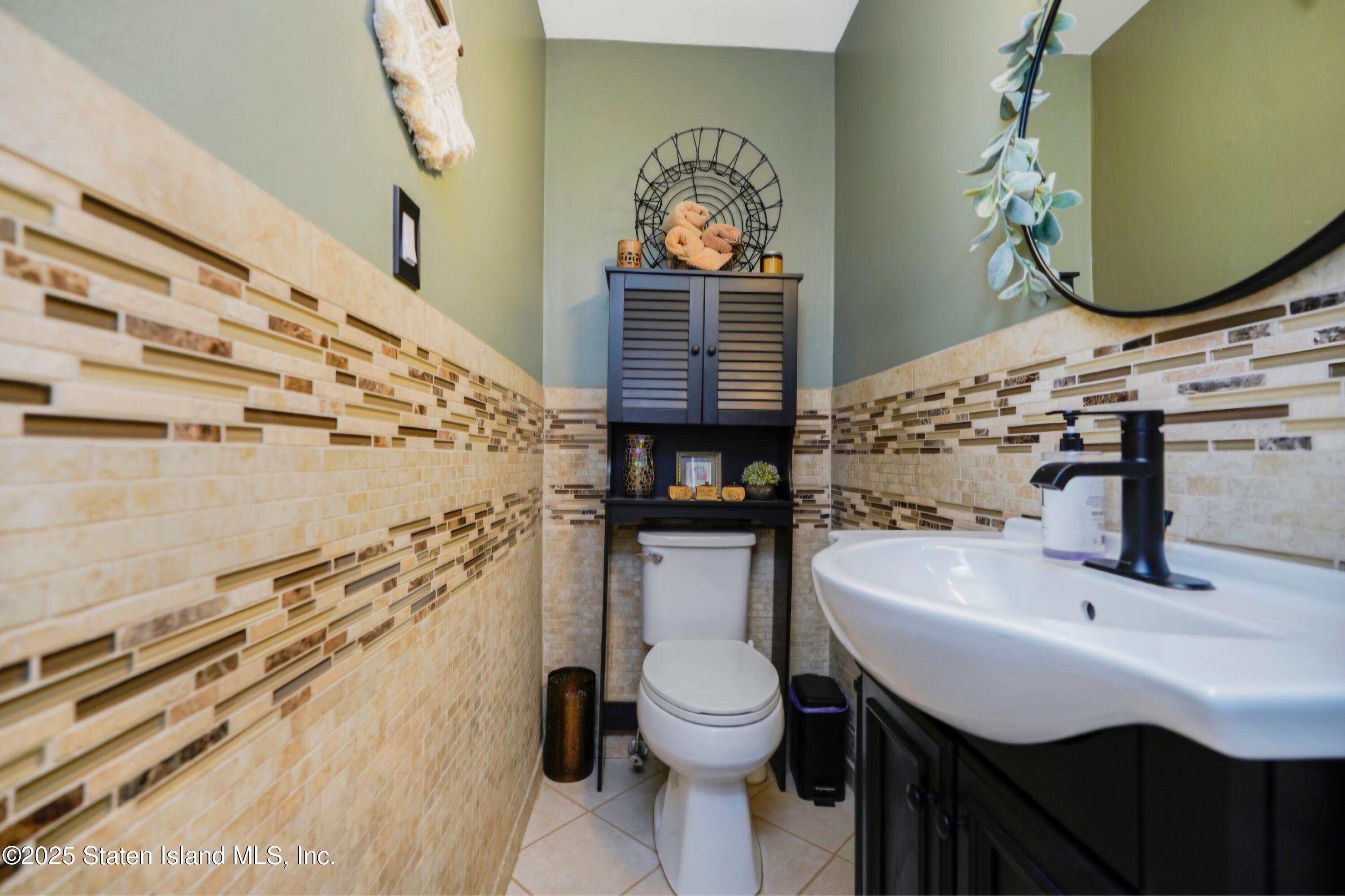 83 Lisa Lane, Staten Island, NY, 10312 image 11