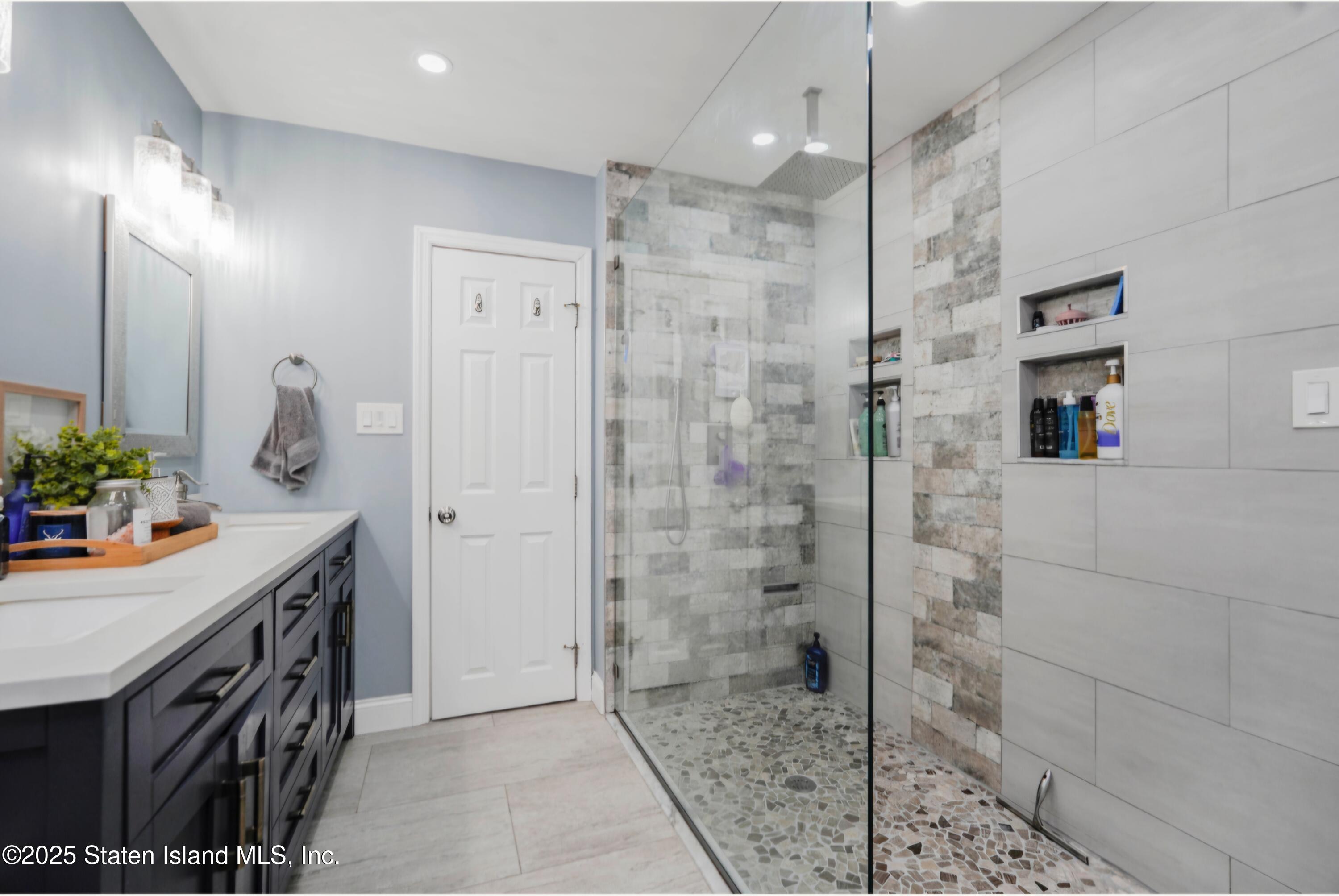 83 Lisa Lane, Staten Island, NY, 10312 image 26