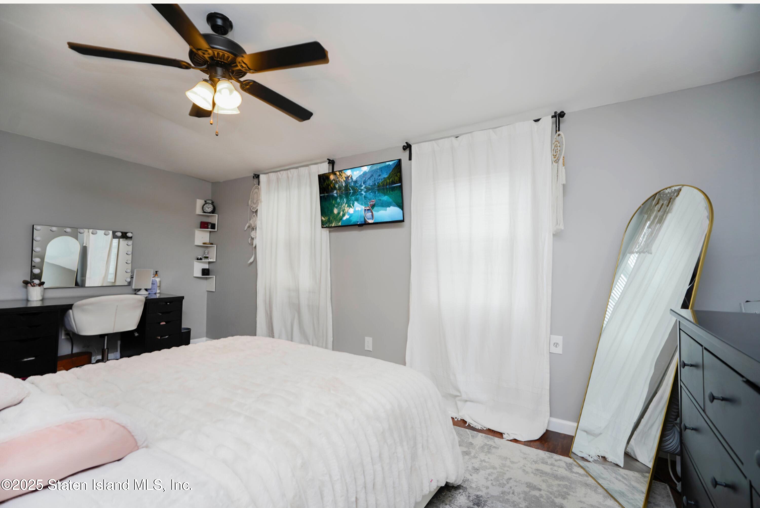 83 Lisa Lane, Staten Island, NY, 10312 image 30