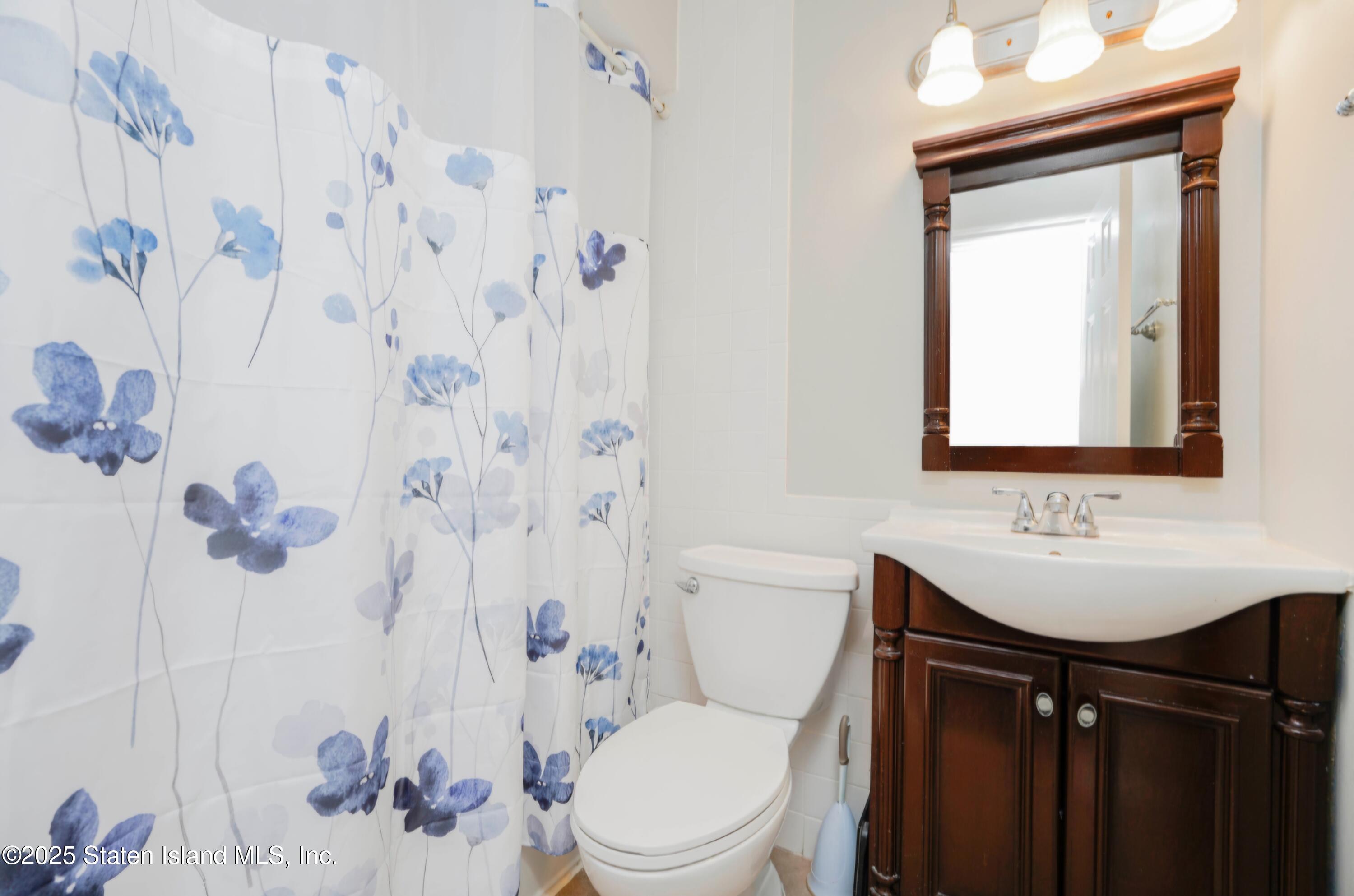 83 Lisa Lane, Staten Island, NY, 10312 image 42