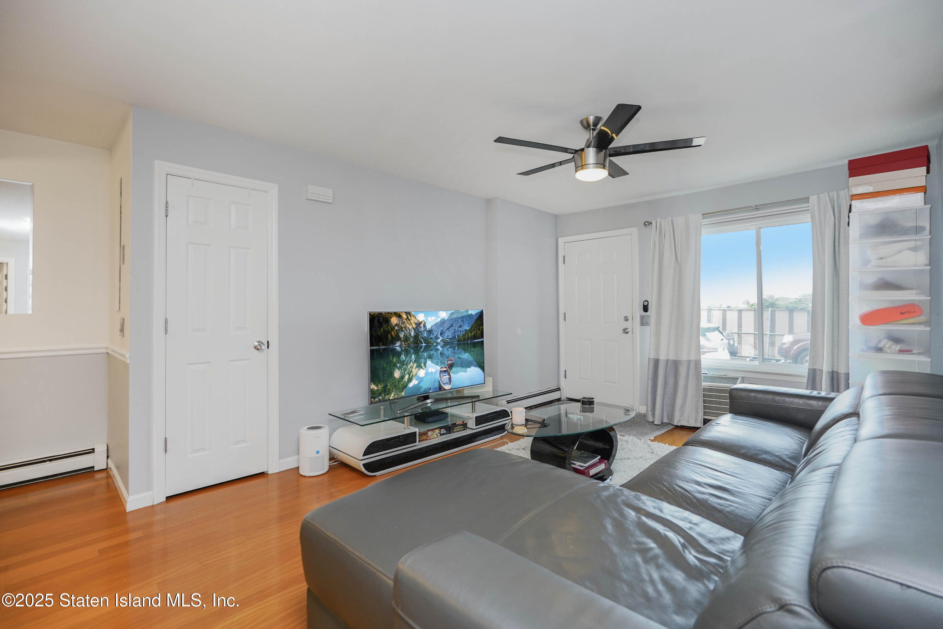 72 Lamped Loop, Staten Island, NY, 10314