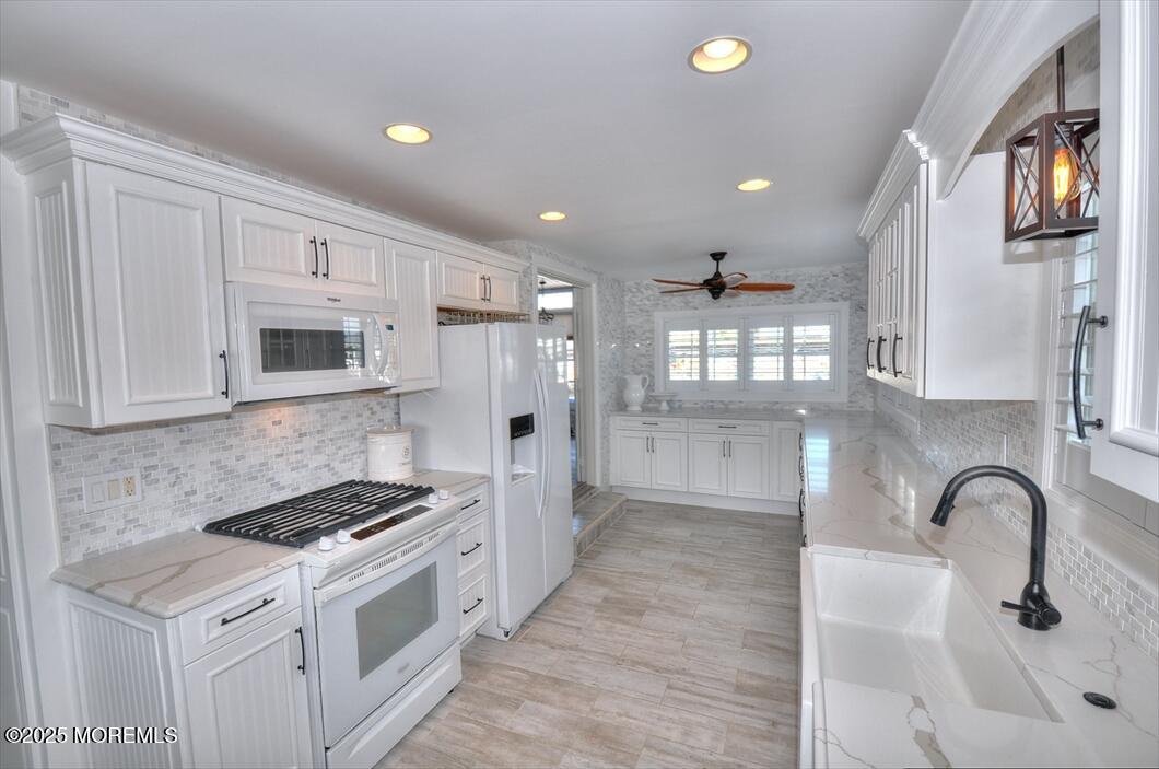 21 Drake Drive, Bayville, NJ, 08721