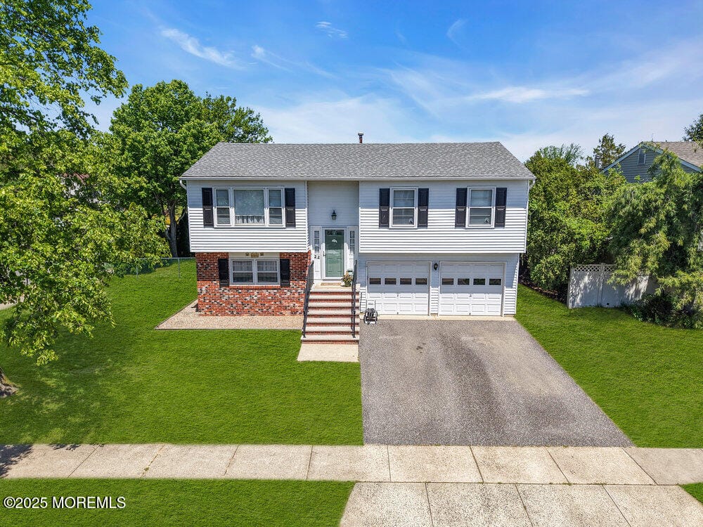 22 Orchard Court, Howell, NJ, 07731