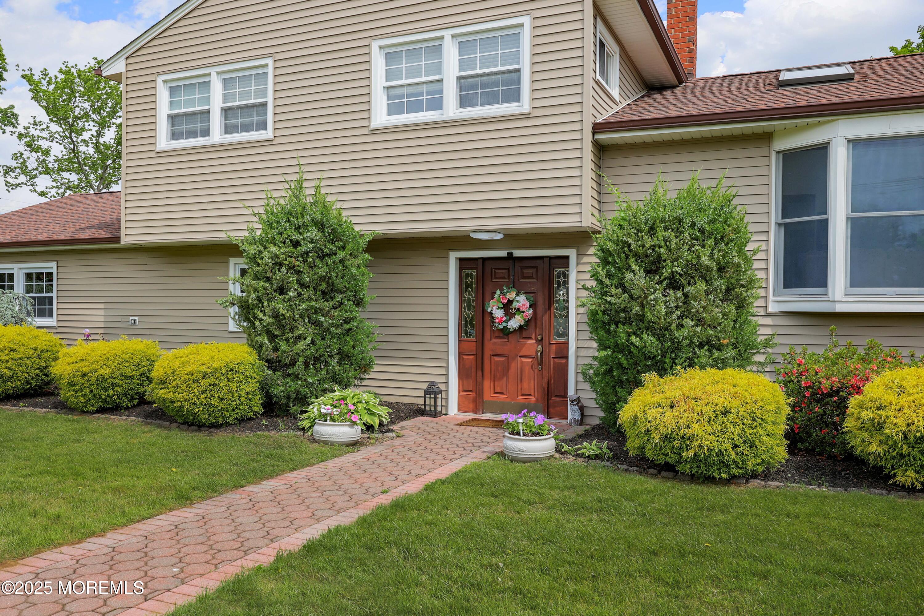 2 Nassau Place, Middletown, NJ, 07748